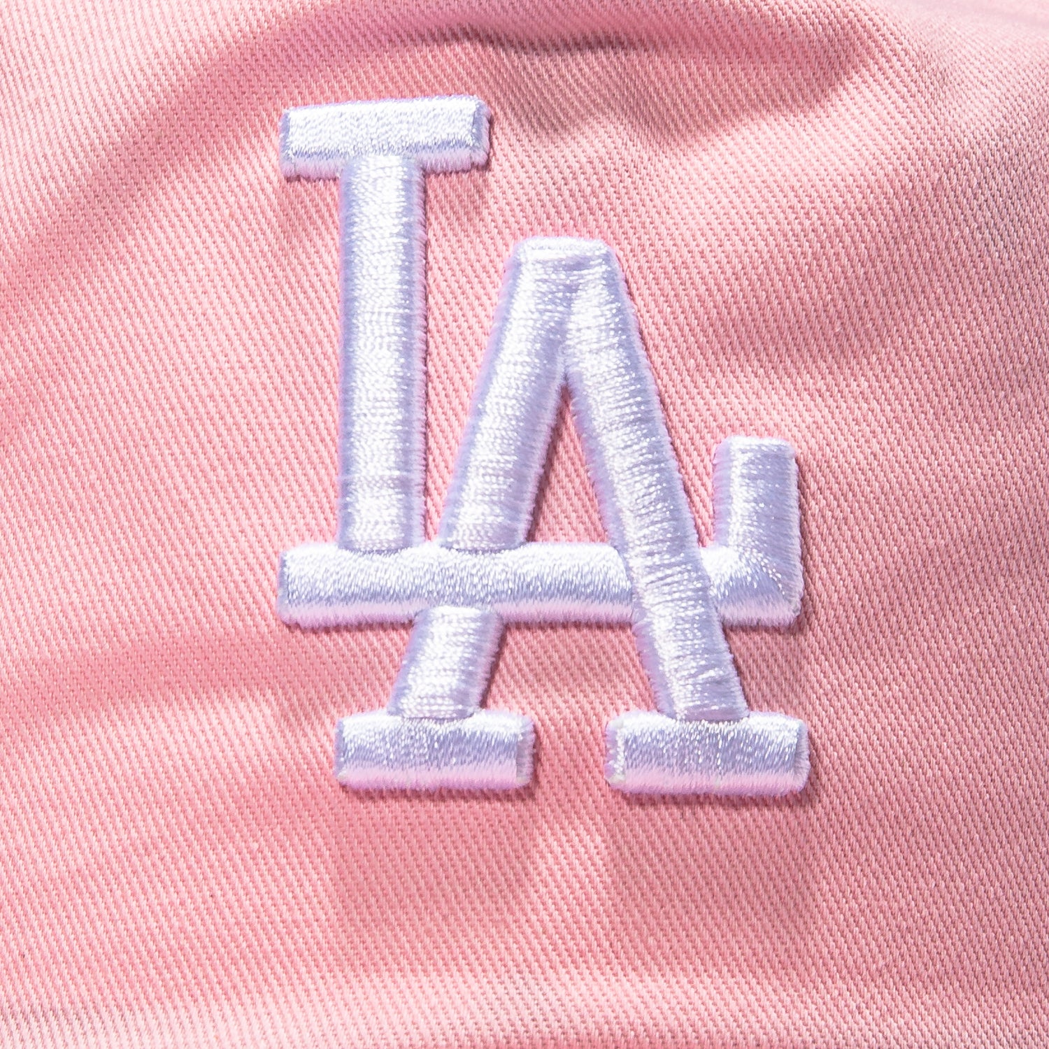 New Era 19Twenty Los Angeles Dodgers 40th Anniversary Patch Snapback Pre-Curved Hat - Pink, White - Image 3