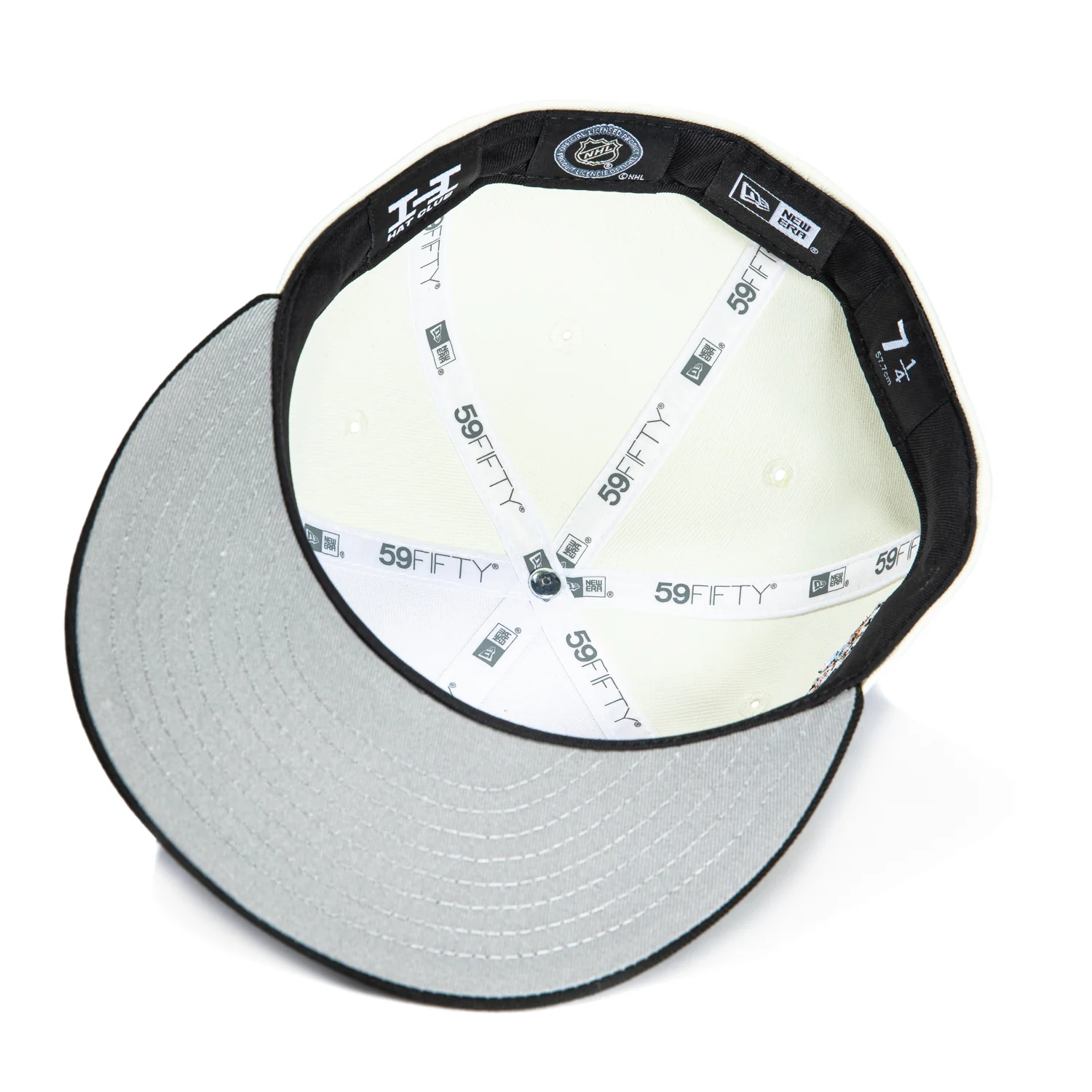 New Era 59Fifty Boston Bruins 2010 Winter Classic Patch Hat - White, Black - Image 2