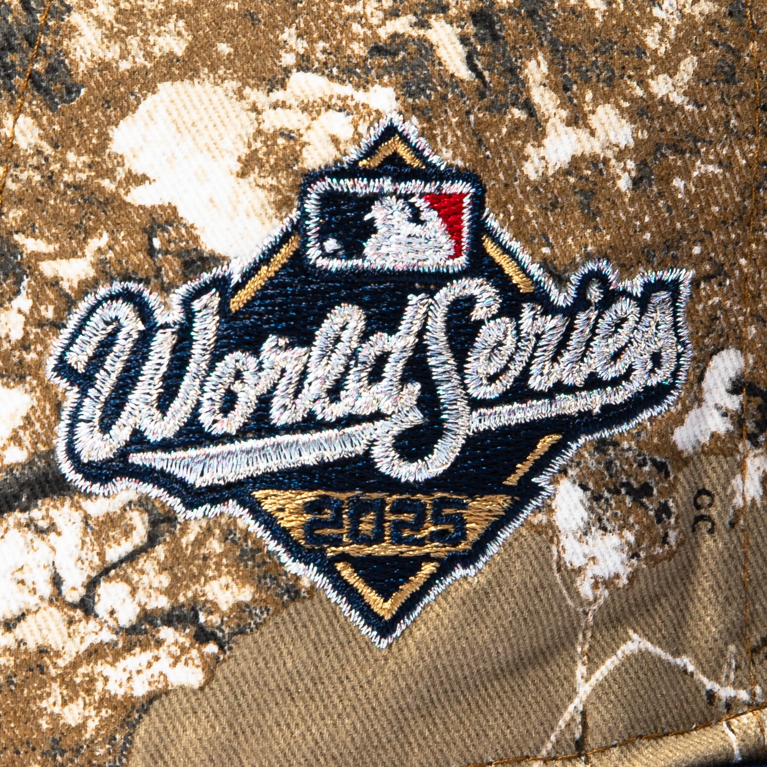 New Era 59Fifty Los Angeles Dodgers 2025 World Series Patch Blossom Hat - Realtree, Royal - Image 4