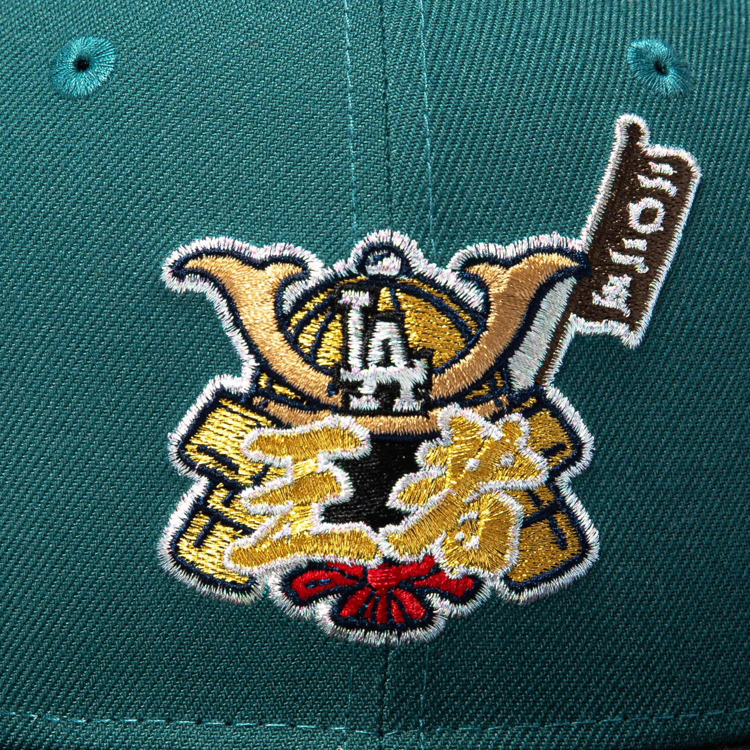 New Era 59Fifty Los Angeles Dodgers 2025 World Series Patch Shogun Hat - Green, Black, Metallic Gold - Image 4