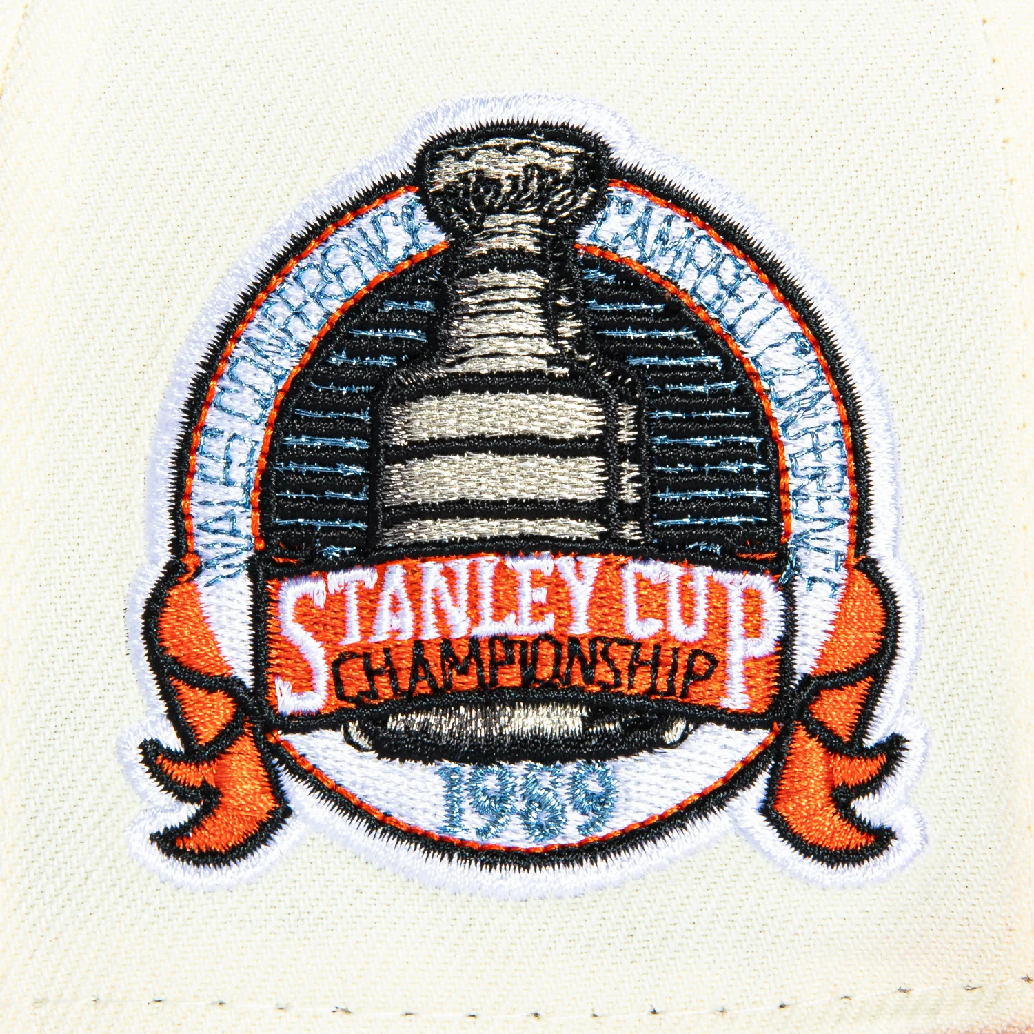 New Era 59Fifty Calgary Flames 1989 Stanley Cup Patch Hat - White, Red - Image 5