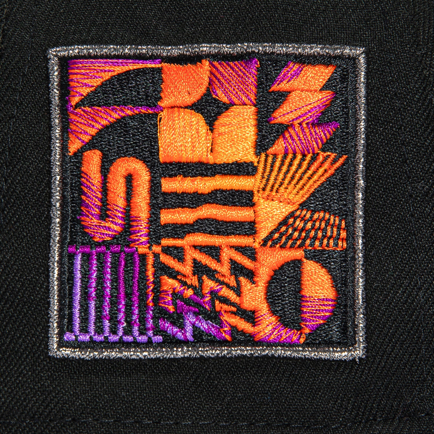 New Era 59Fifty San Francisco Giants 2025 City Connect Patch Hat - Black, Purple - Image 5