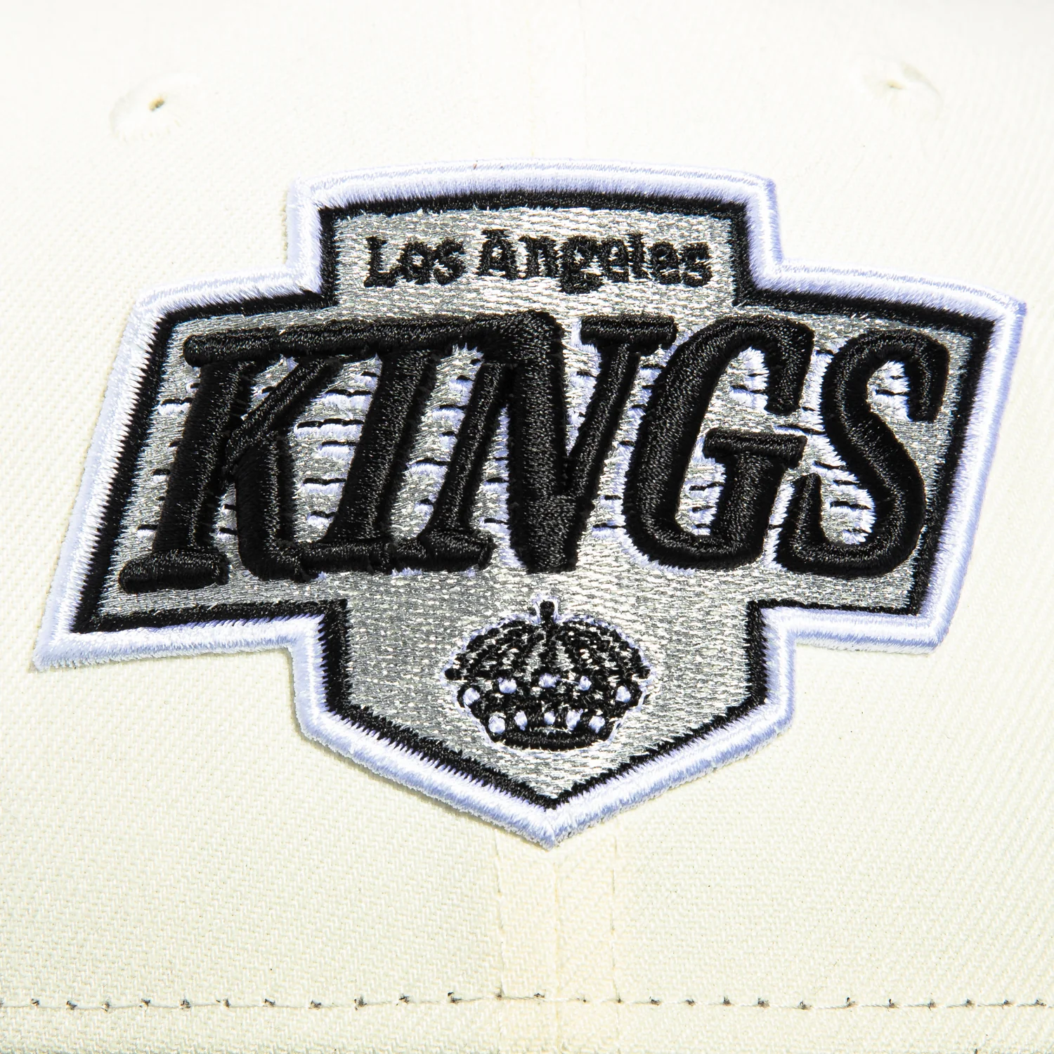 New Era 59Fifty Los Angeles Kings Hat - White, Black - Image 4