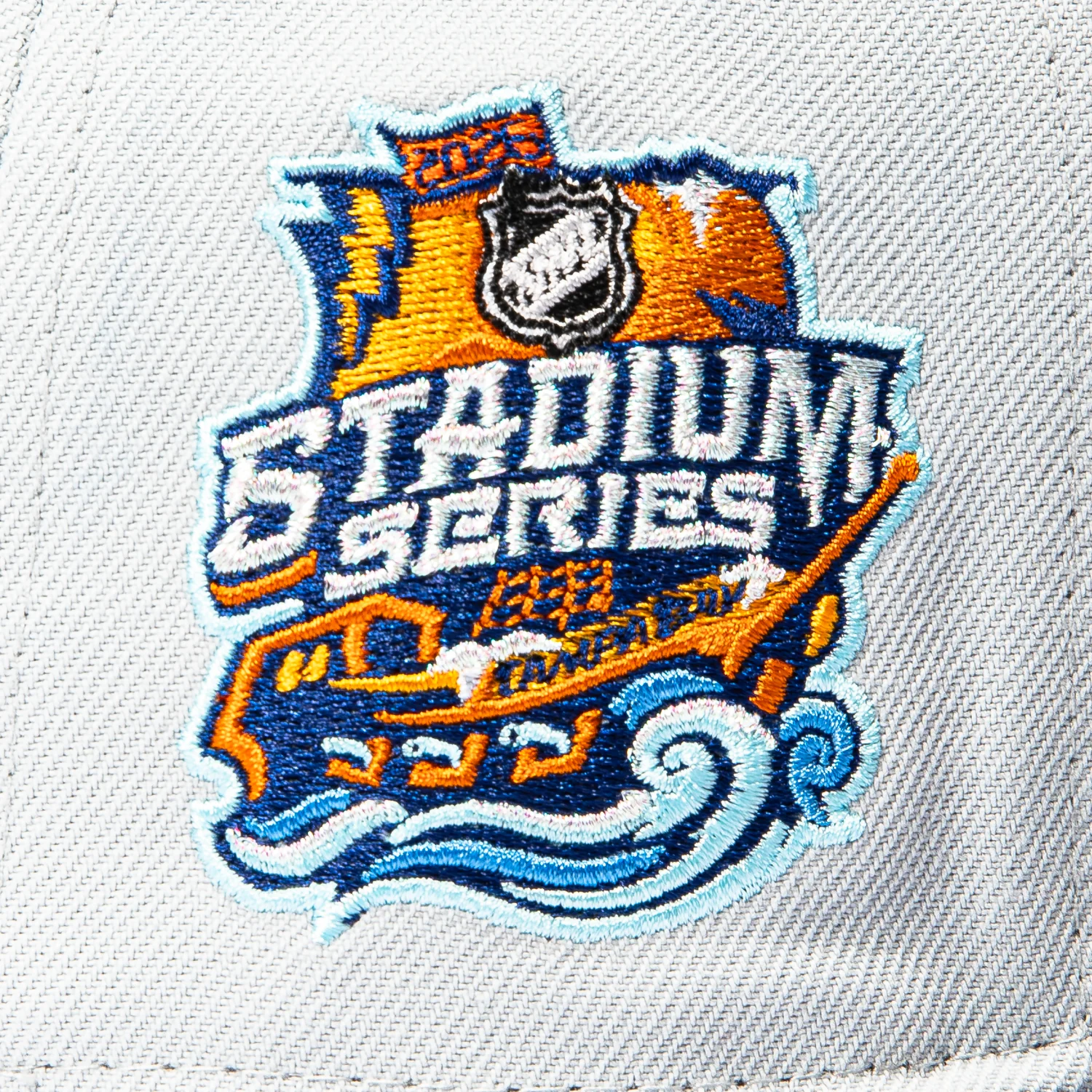 New Era 59Fifty Tampa Bay Lightning 2026 Stadium Series Patch TBL Hat - Grey, Royal - Image 5