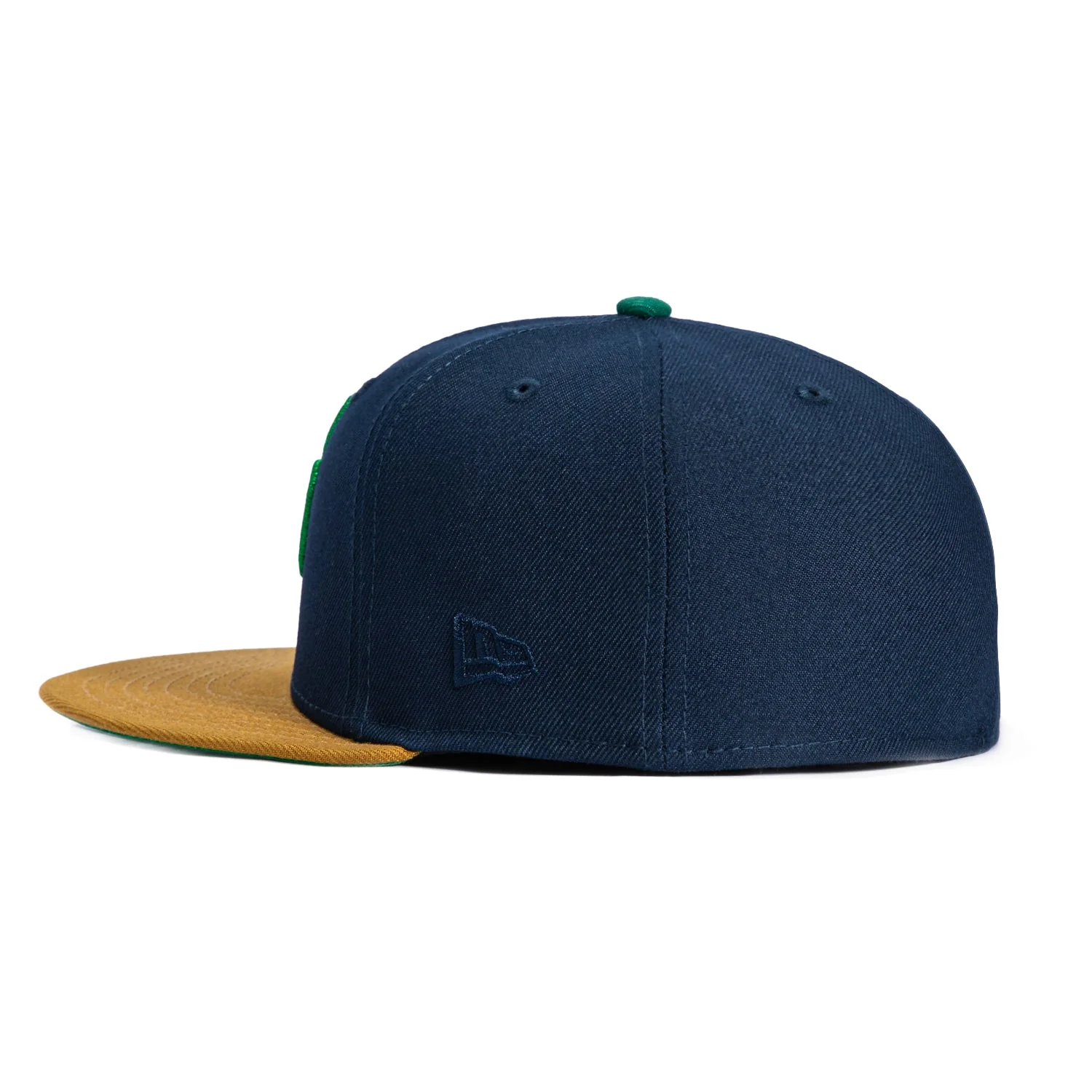 New Era 59Fifty Notre Dame Fighting Irish Shamrock Hat - Navy, Gold - Image 3