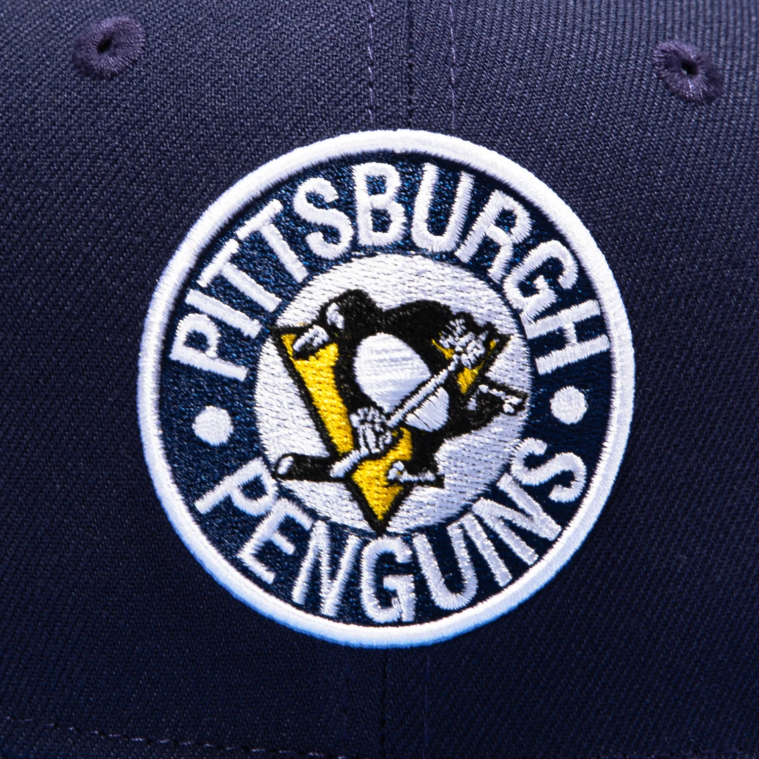 New Era 59Fifty Pittsburgh Penguins 2008 Winter Classic Patch Alternate Hat - Light Navy, Light Blue - Image 4