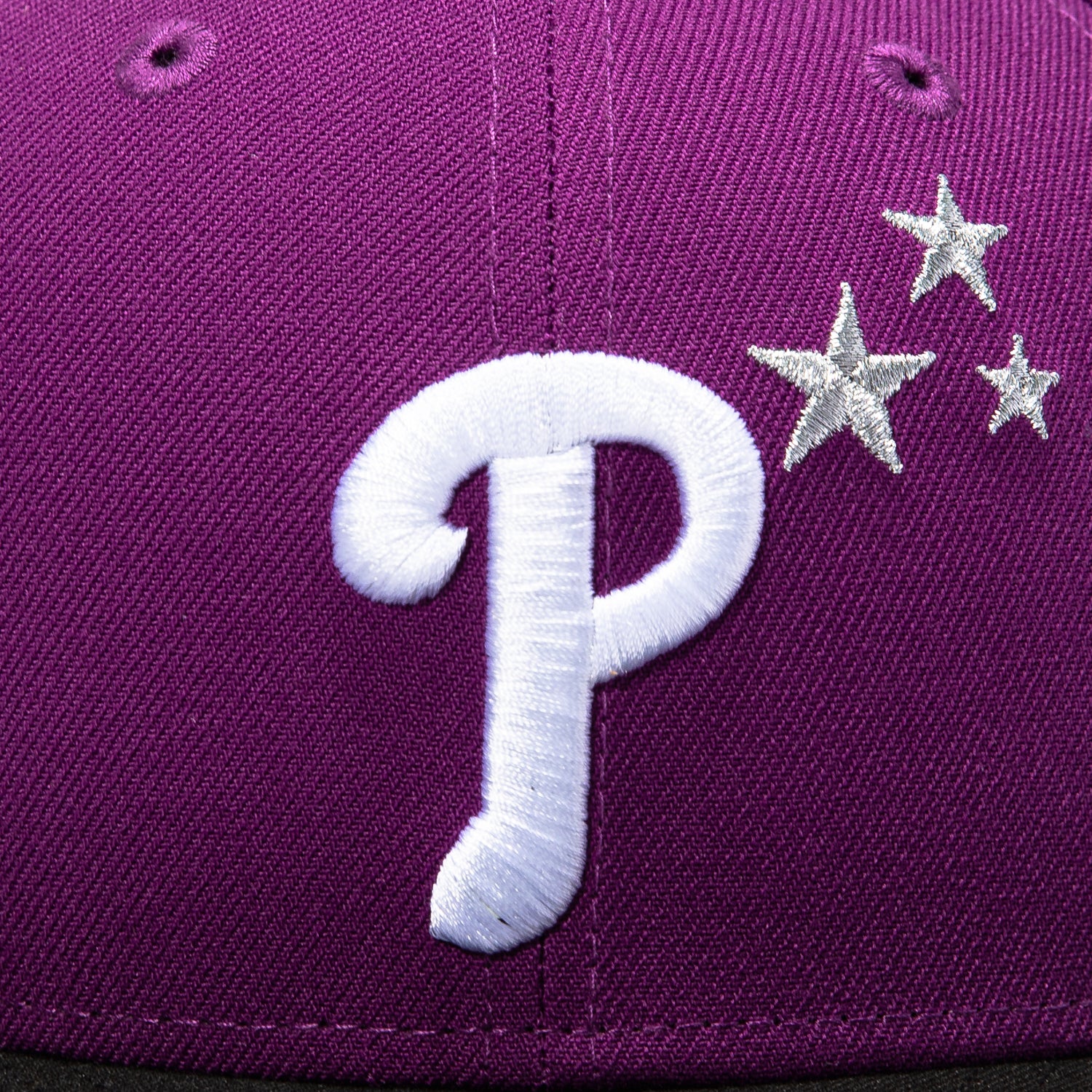 New Era 59Fifty Philadelphia Phillies 2009 World Series Patch Stars Hat - Purple, Black - Image 4