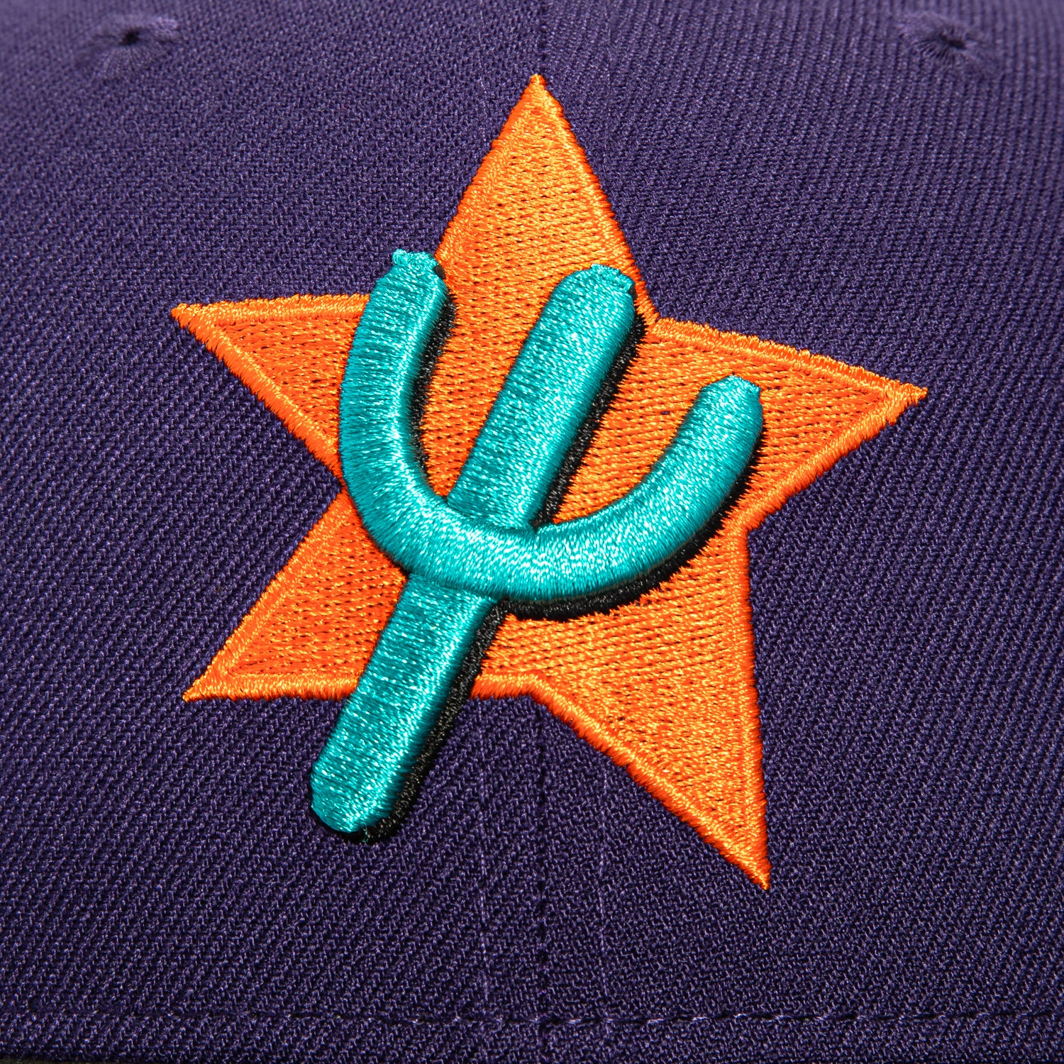 New Era 59Fifty Phoenix Suns Logo Patch Alternate City Edition Hat - Purple, Black - Image 4