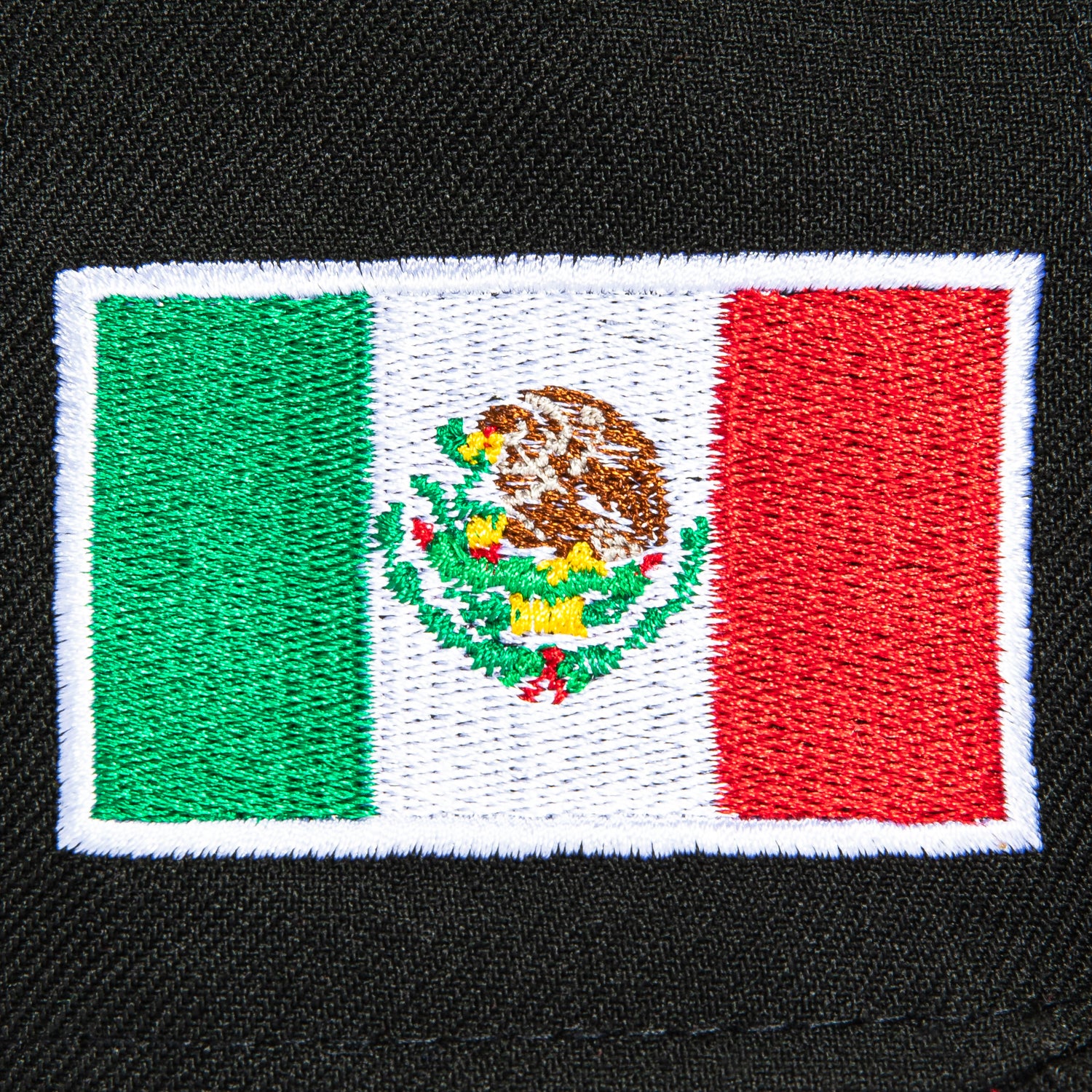 New Era 59Fifty Mexico World Baseball Classic Mexico Flag Patch Hat - Black, Red - Image 5