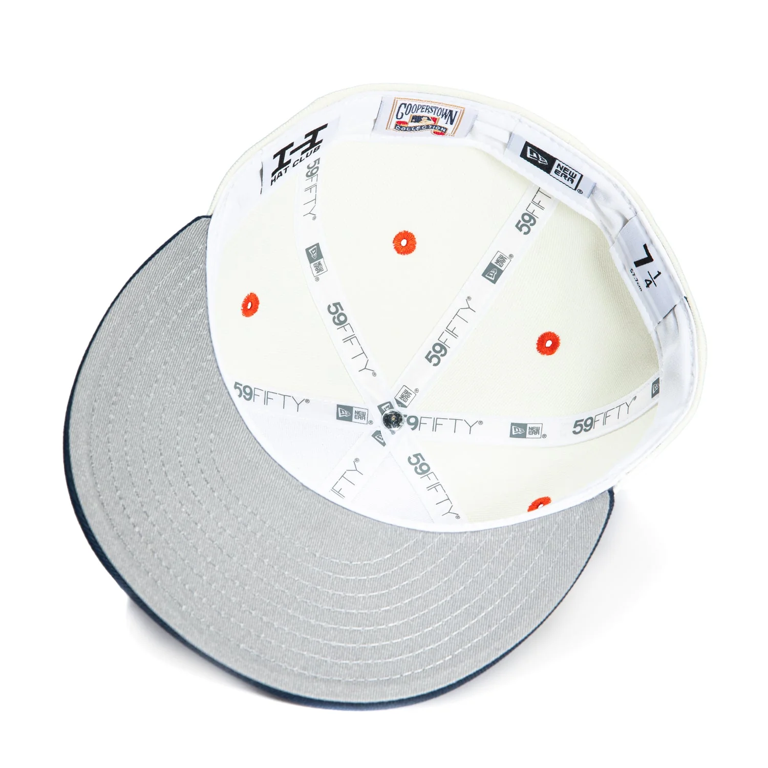 New Era 59Fifty New York Yankees 1999 World Series Patch Hat - White, Navy, Orange - Image 2