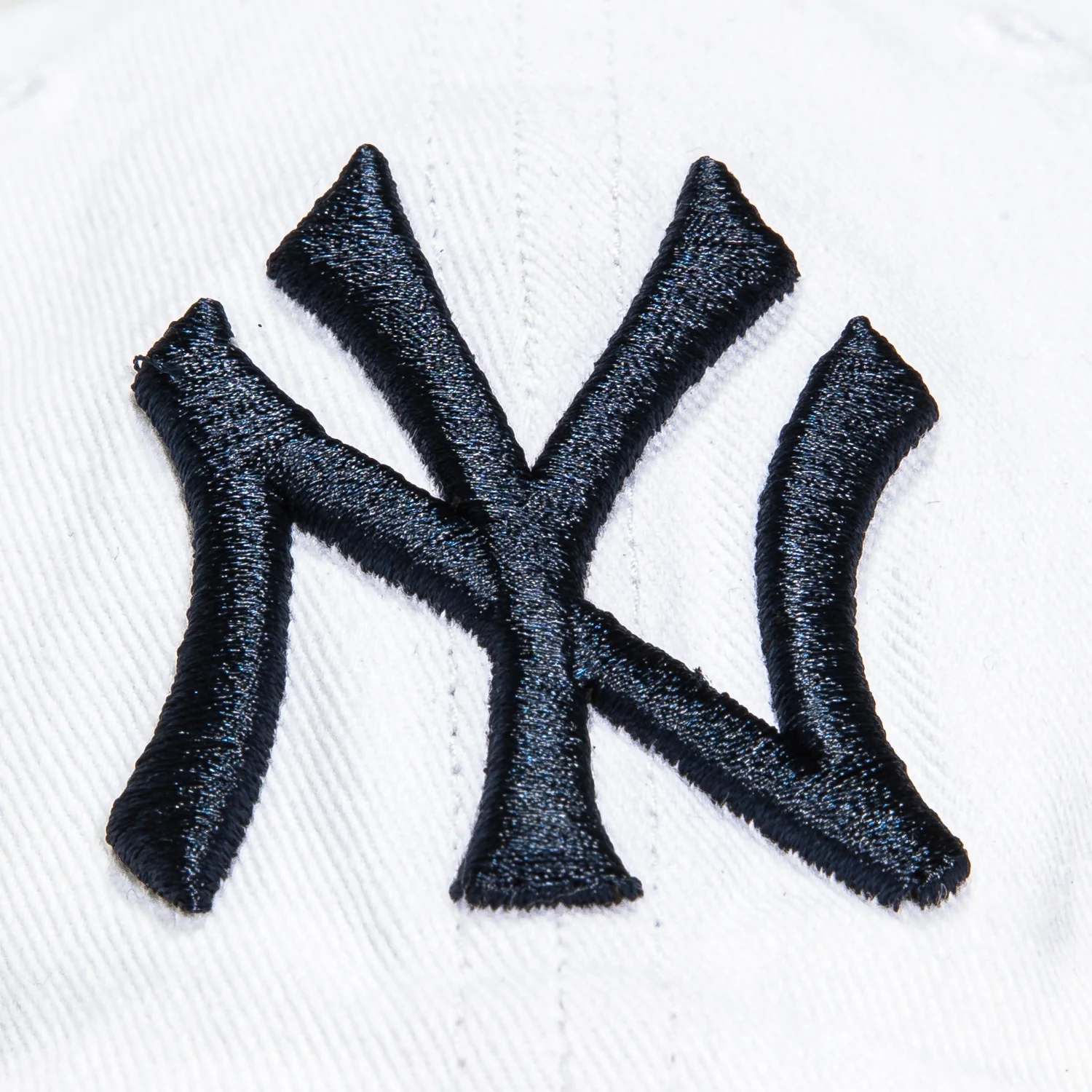 47 Brand New York Yankees Cleanup Adjustable Hat - White, Navy - Image 3