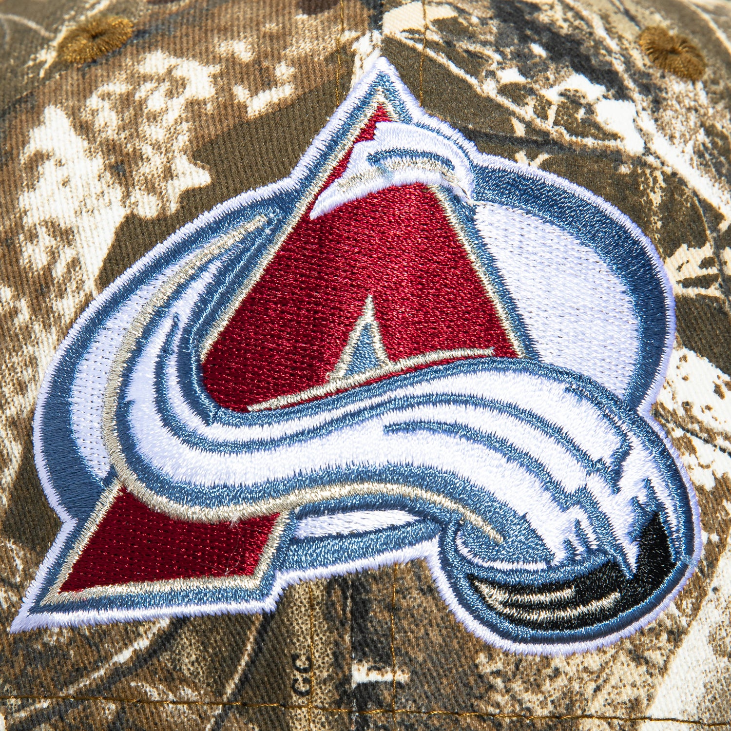 New Era 59Fifty Colorado Avalanche Hat - Realtree - Image 4