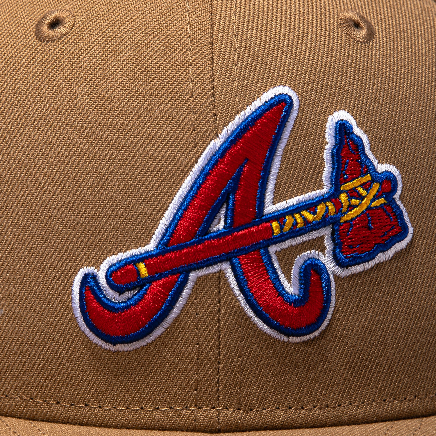 New Era 59Fifty Atlanta Braves 1995 World Series Welcome to the Show Patch Alternate Hat - Khaki - Image 4