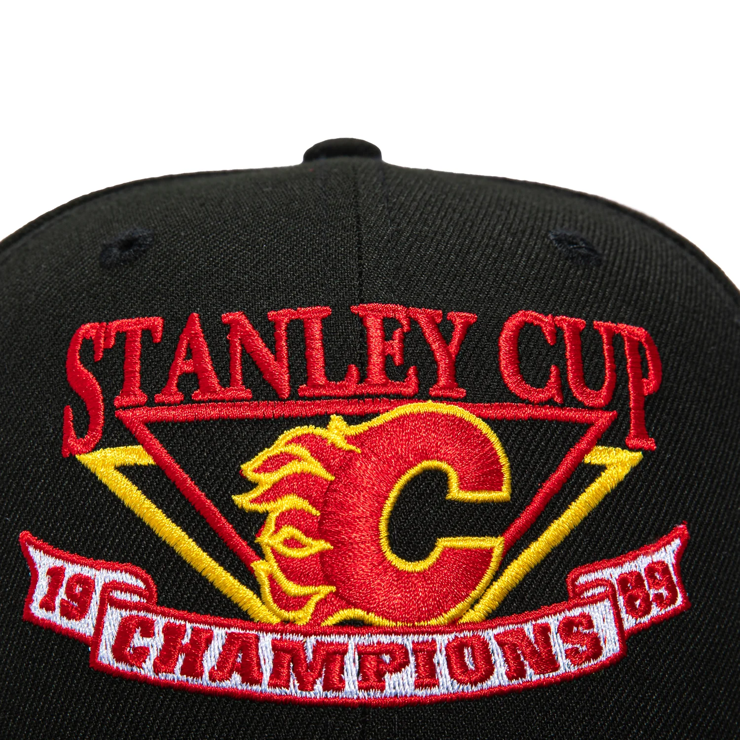 New Era 59Fifty Calgary Flames 1989 Stanley Cup Champions Logo Hat - Black - Image 4