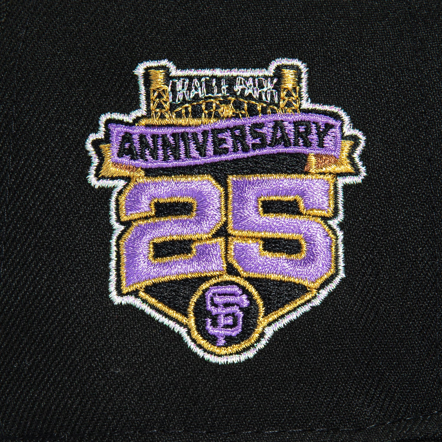 New Era 59Fifty San Francisco Giants 25th Anniversary Patch Script Hat - Black, Lavender, Metallic Gold - Image 5