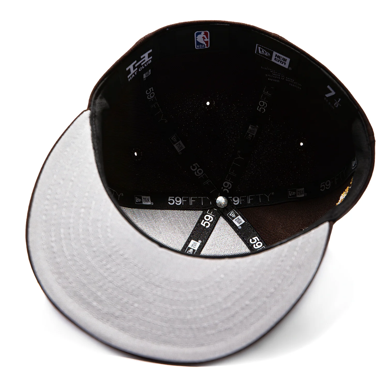 New Era 59Fifty New York Knicks Logo Patch Nueva York Hat - Brown - Image 2