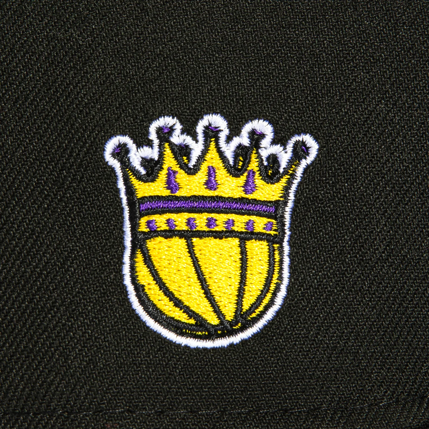 New Era 59Fifty Los Angeles Lakers Crown Logo Patch LA Gradient Hat - Black - Image 5