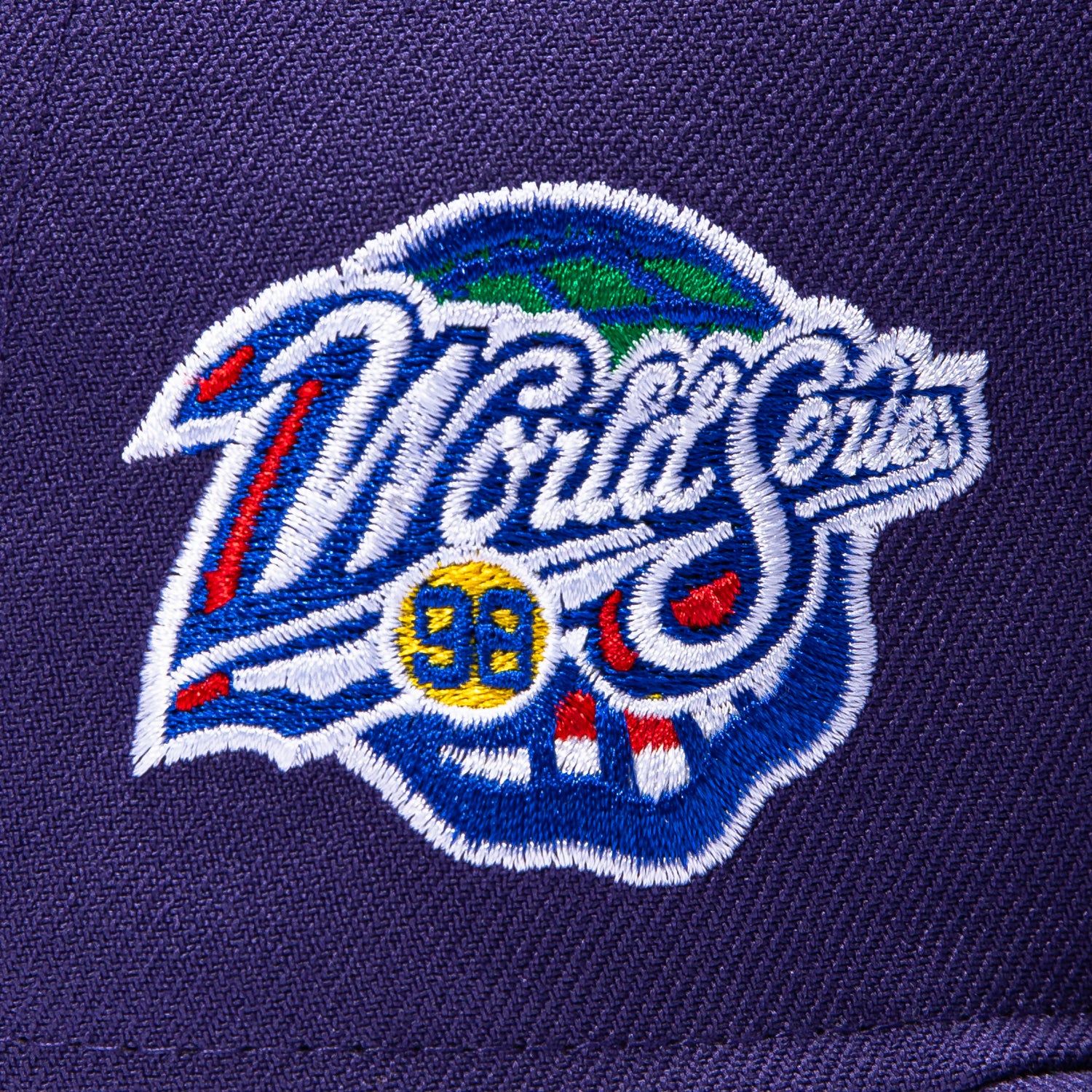 New Era 59Fifty New York Yankees 1998 World Series Patch Hat - Purple, White - Image 5