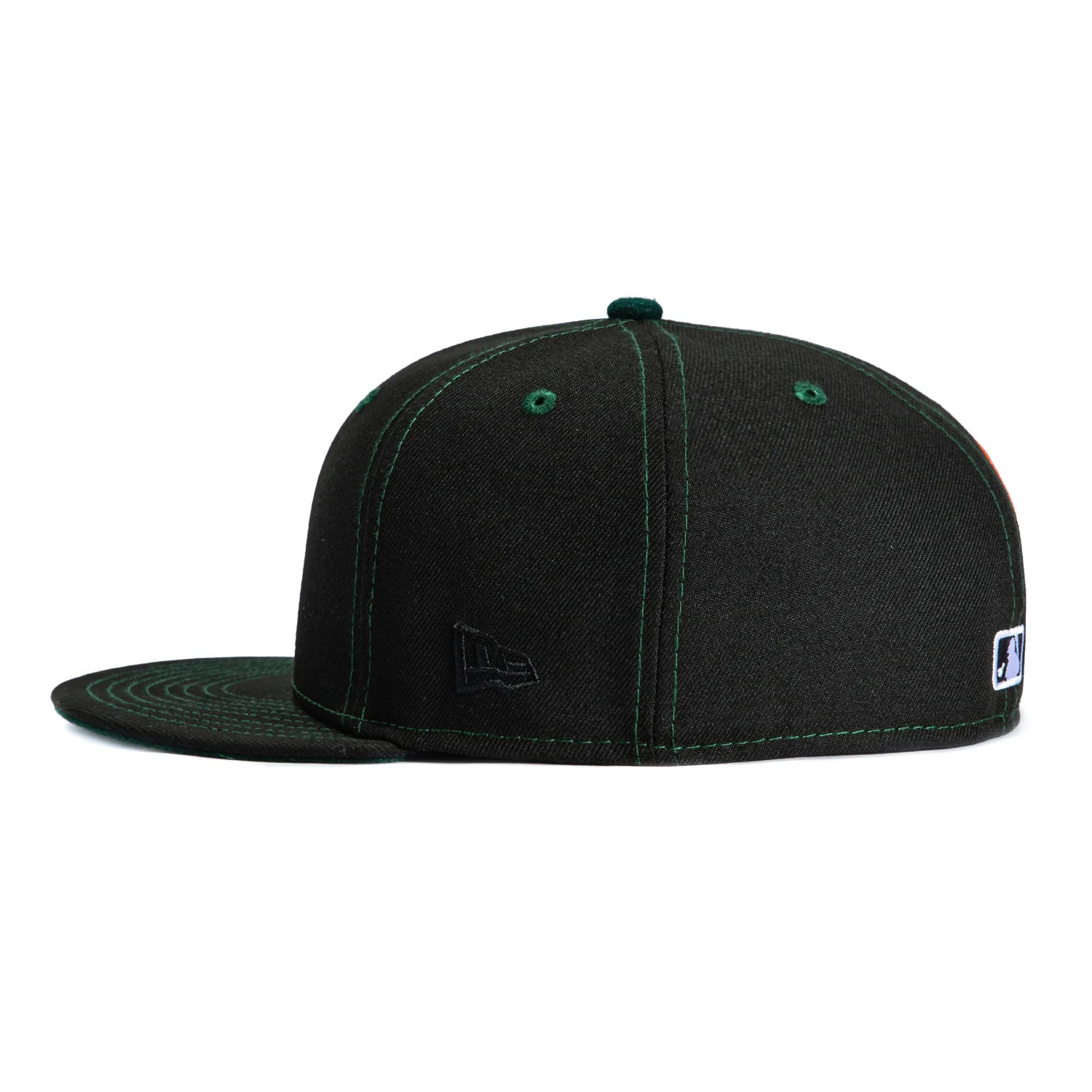 New Era 59Fifty 8-Ball Los Angeles Dodgers Contrast Stitch Hat - Black - Image 3