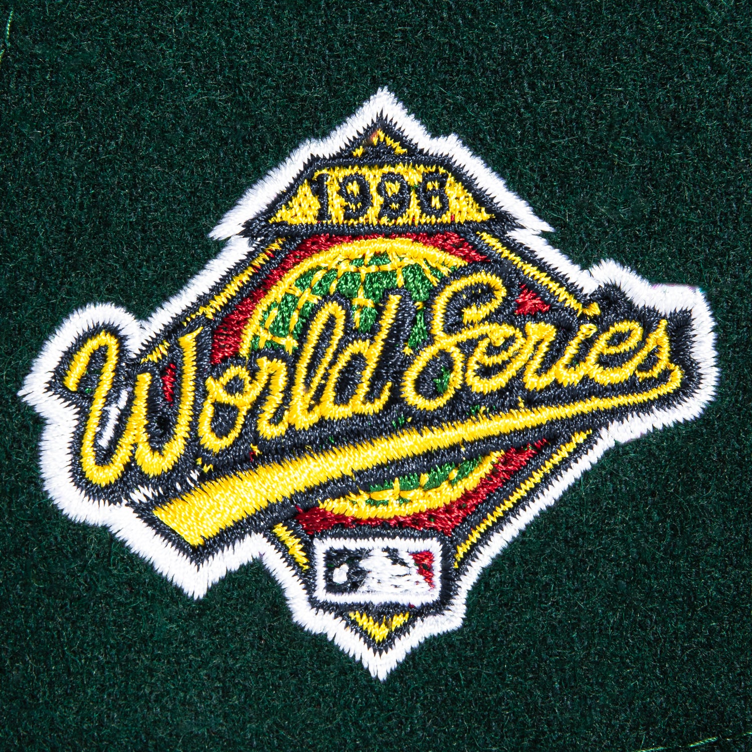New Era 59Fifty 8-Ball New York Yankees 1996 World Series Patch Hat - Green - Image 5