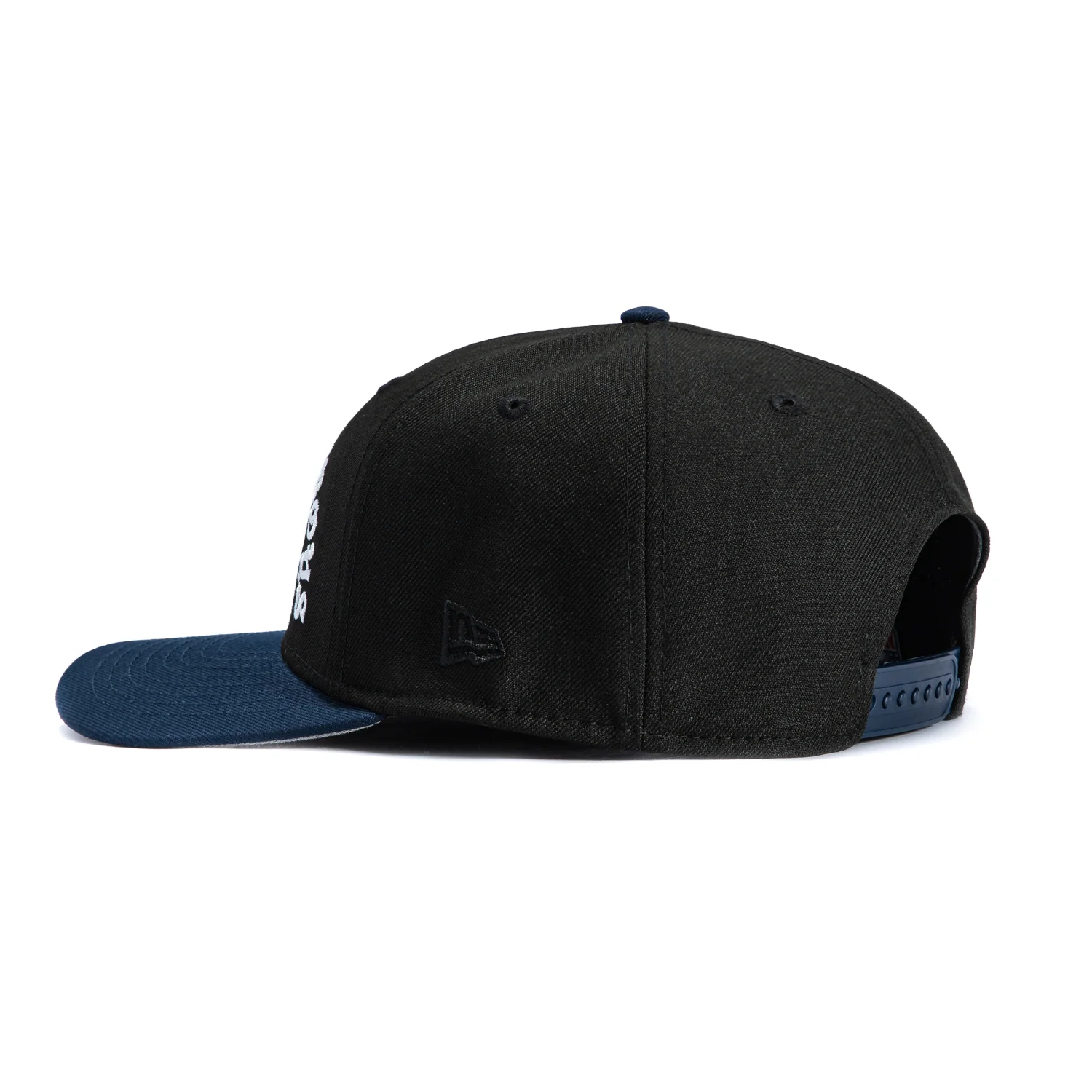 New Era 9Seventy Dallas Cowboys Old English Arch Snapback Hat - Black, Navy - Image 2