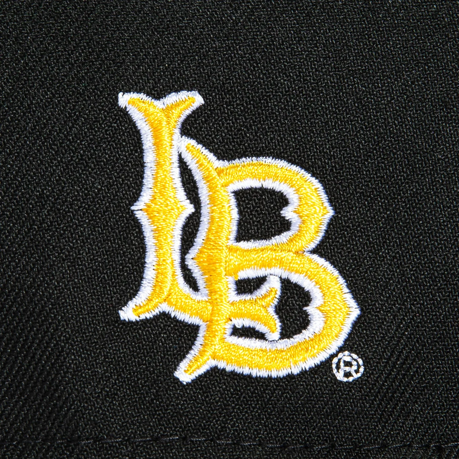 New Era 9Seventy Long Beach State 49ers Logo Patch Arch Stretch-Snapback Hat - Black - Image 4