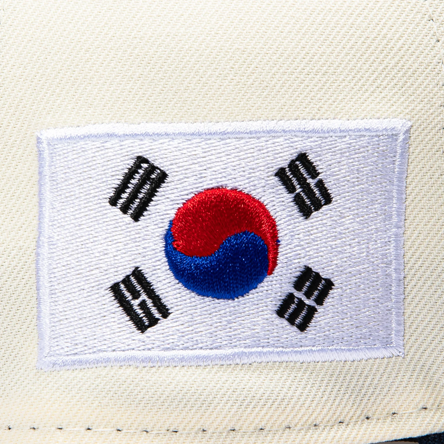 New Era 9Forty A-Frame Los Angeles Dodgers Korea Flag Patch Snapback Hat - White, Navy, Red - Image 4