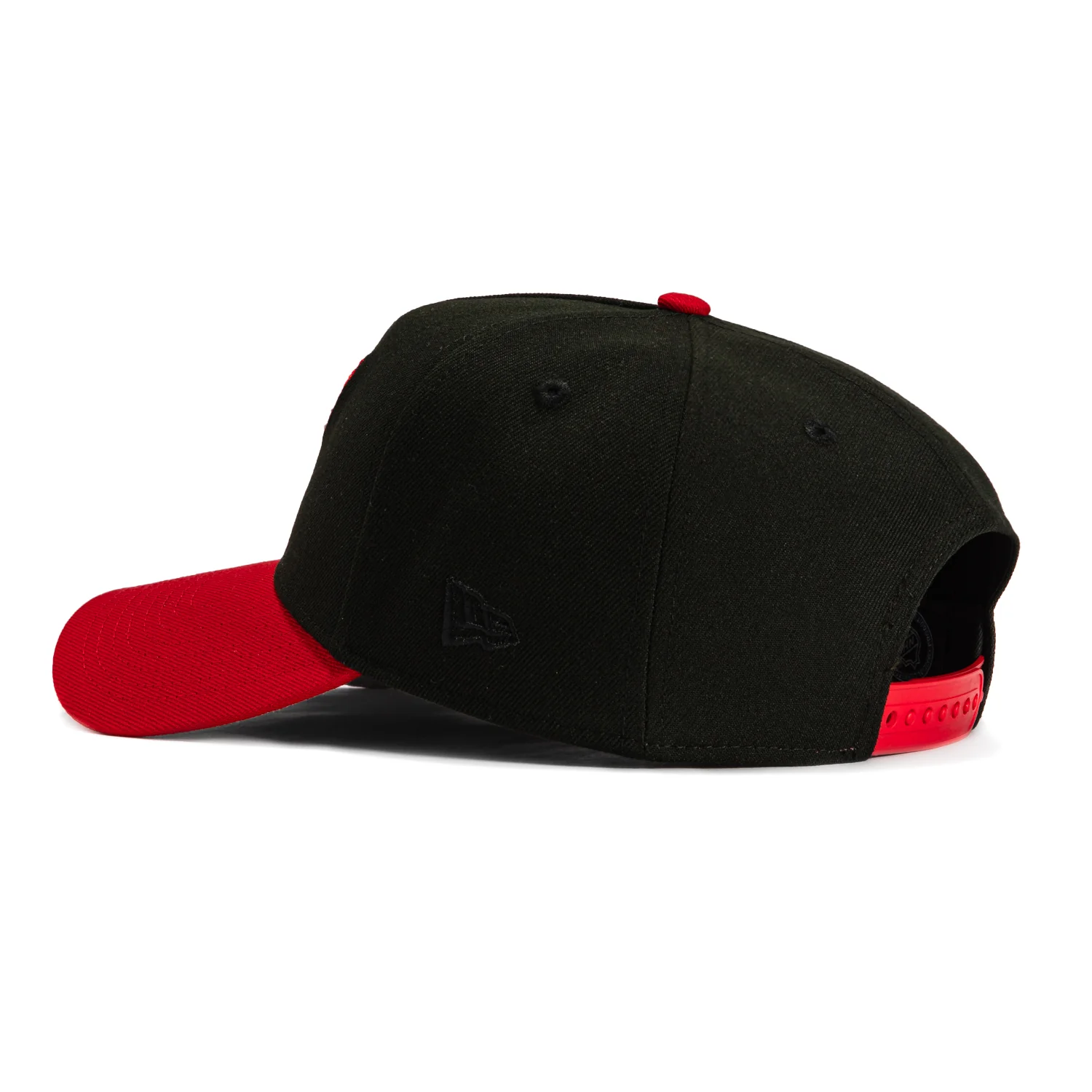 New Era 9Forty A-Frame Detroit Red Wings Word Logo Patch Snapback Hat - Black, Red - Image 2