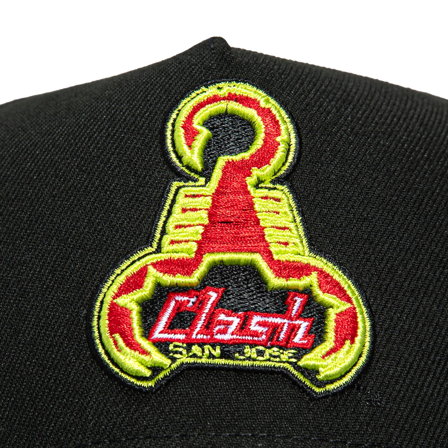 New Era 9Forty A-Frame San Jose Earthquakes Clash Snapback Hat - Black - Image 3