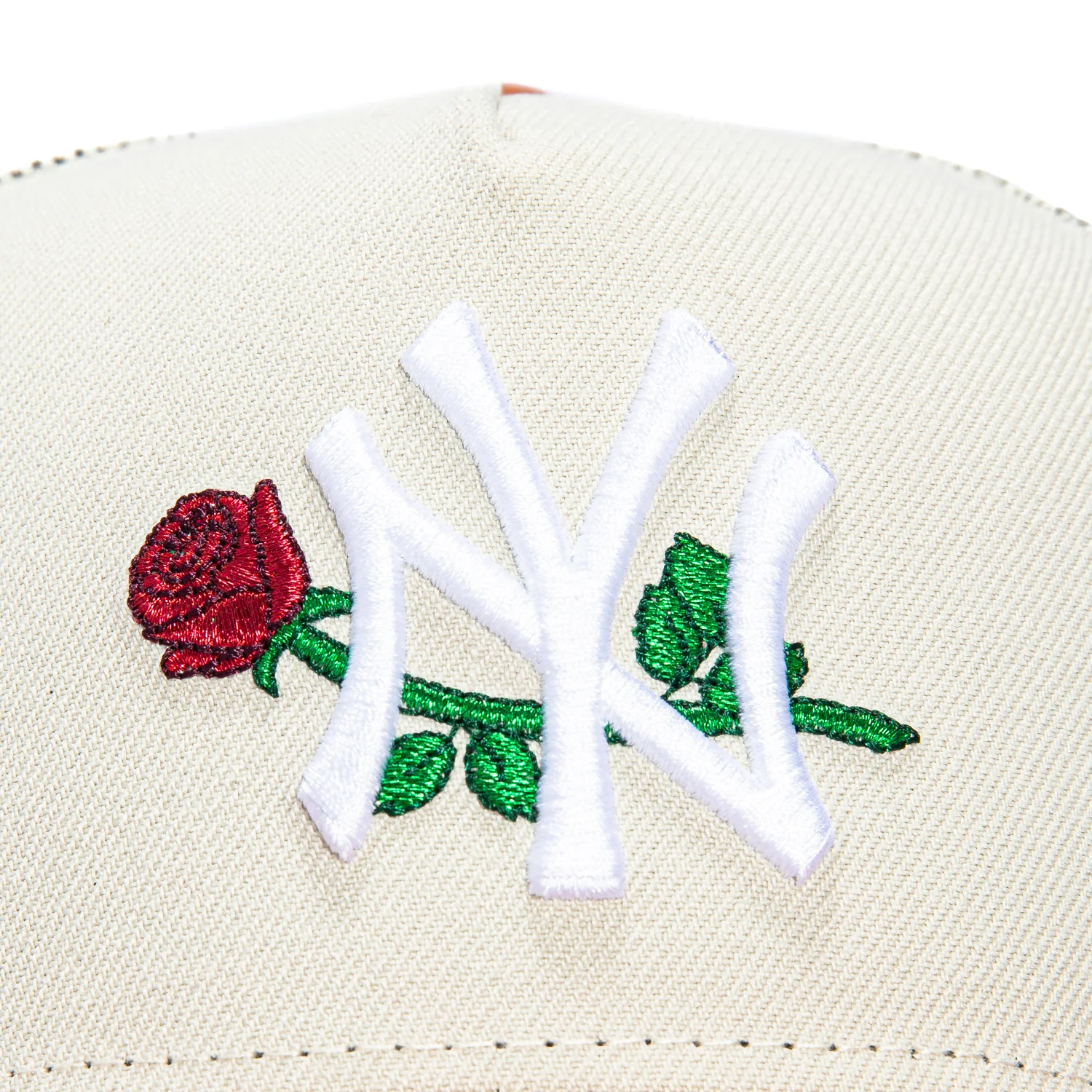 New Era 9Forty A-Frame New York Yankees Snapback Trucker Rose Hat - Stone, Brown - Image 3
