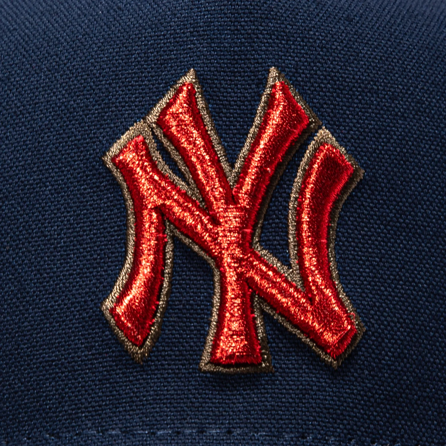 New Era 9Forty A-Frame New York Yankees 1998 World Series Patch Snapback Hat - Navy, Brown - Image 3