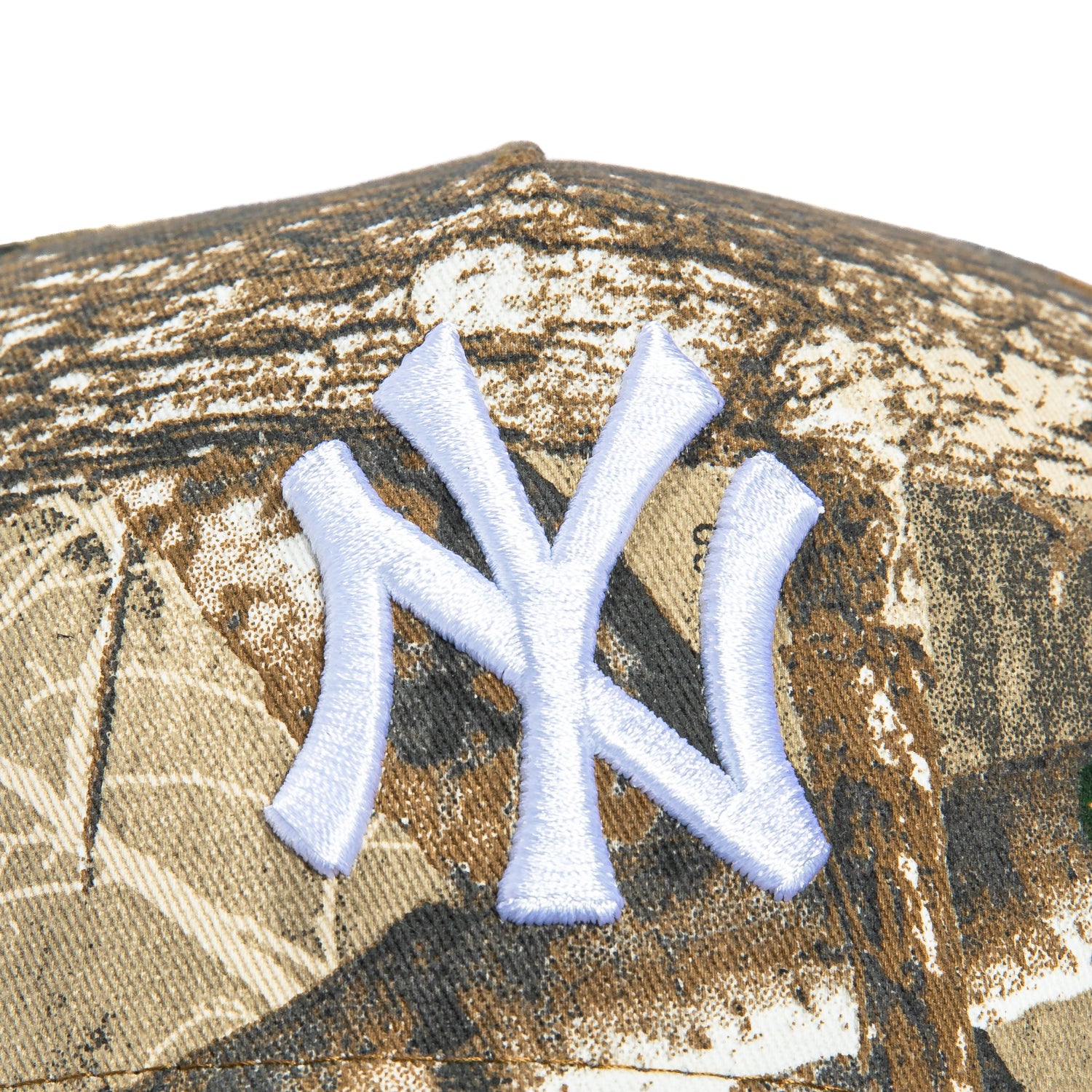 New Era 9Forty A-Frame New York Yankees 1998 World Series Patch Snapback Hat - Realtree, Navy - Image 3