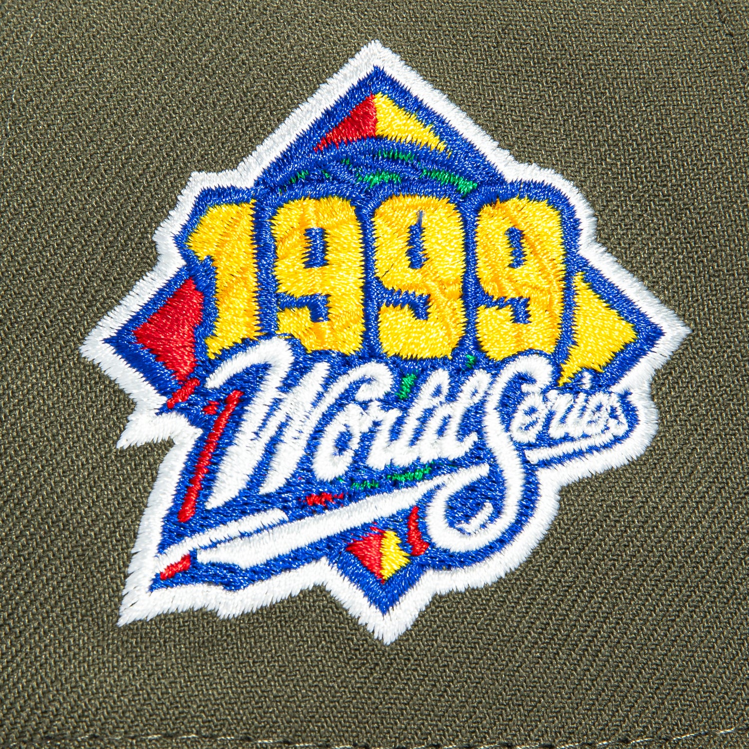 New Era 9Forty A-Frame New York Yankees 1999 World Series Patch Snapback Hat - Olive, Ivory - Image 4