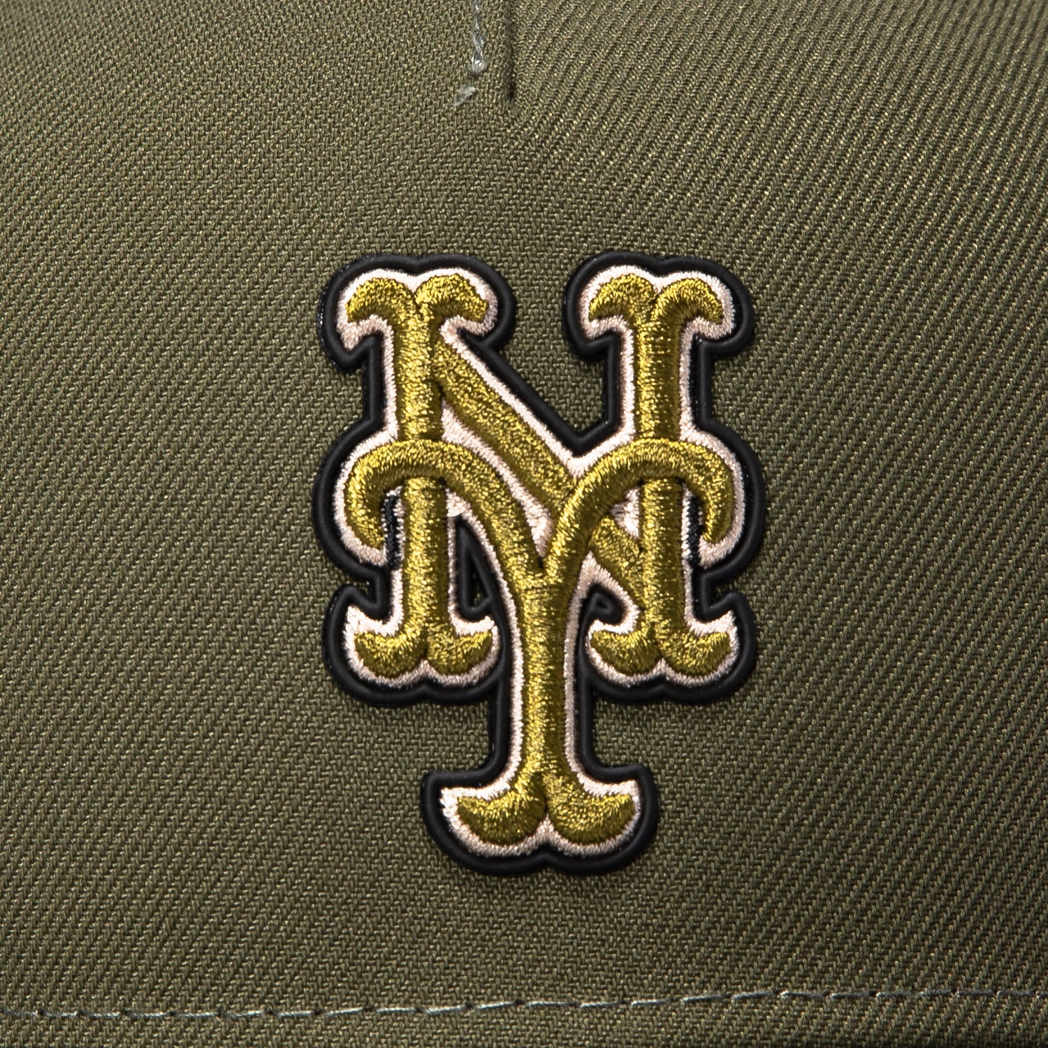 New Era 9Forty M-Crown Armed Forces New York Mets USA Flag Patch Snapback Hat - Olive - Image 4