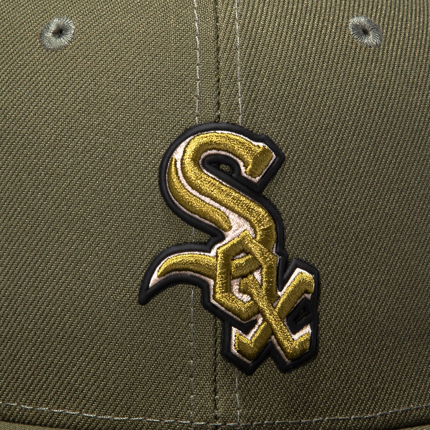 New Era 59Fifty Armed Forces Chicago White Sox USA Flag Patch Hat - Olive - Image 4