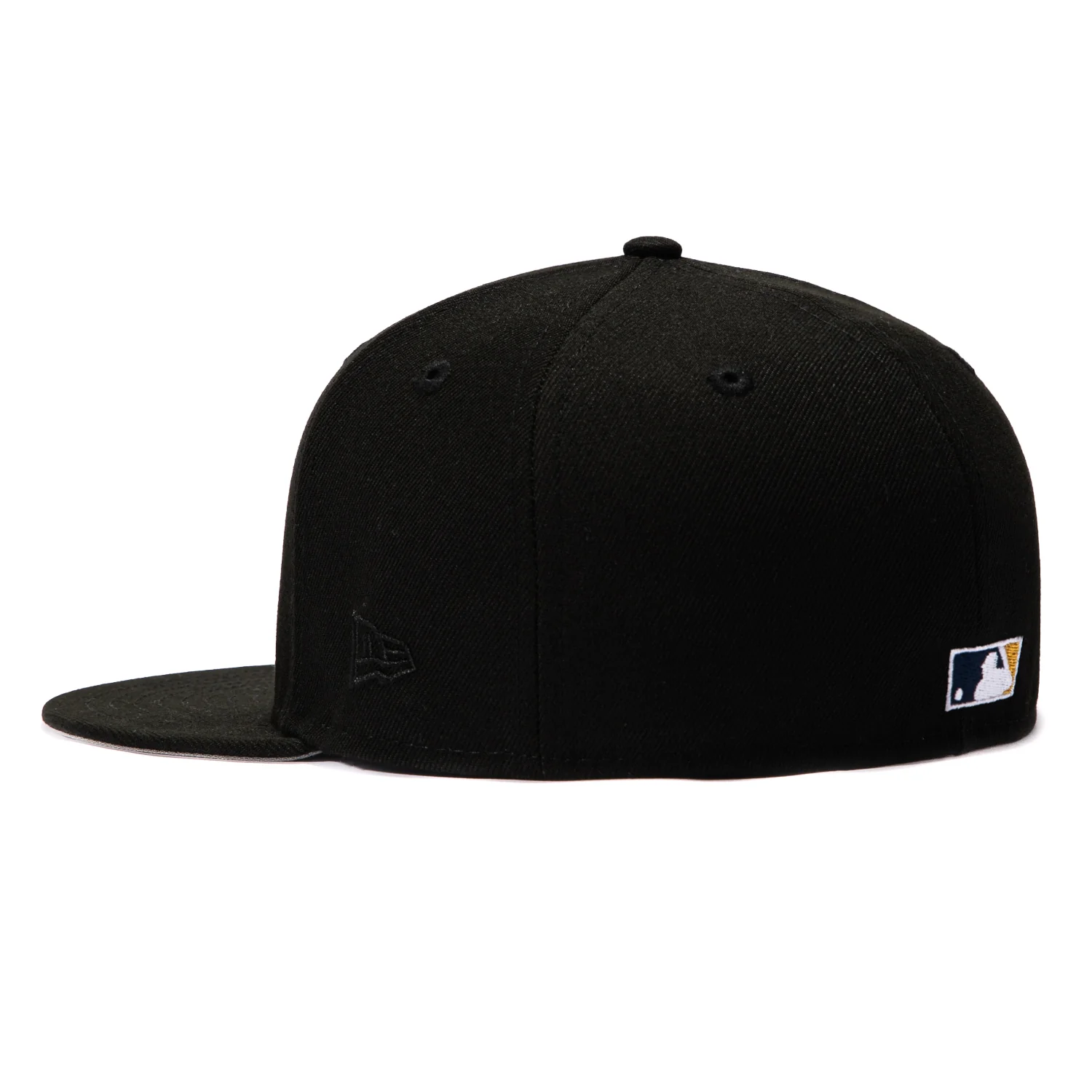 New Era 59Fifty Black Dome Milwaukee Brewers 2001 Home to Heroes Patch 2000 Hat - Black - Image 3