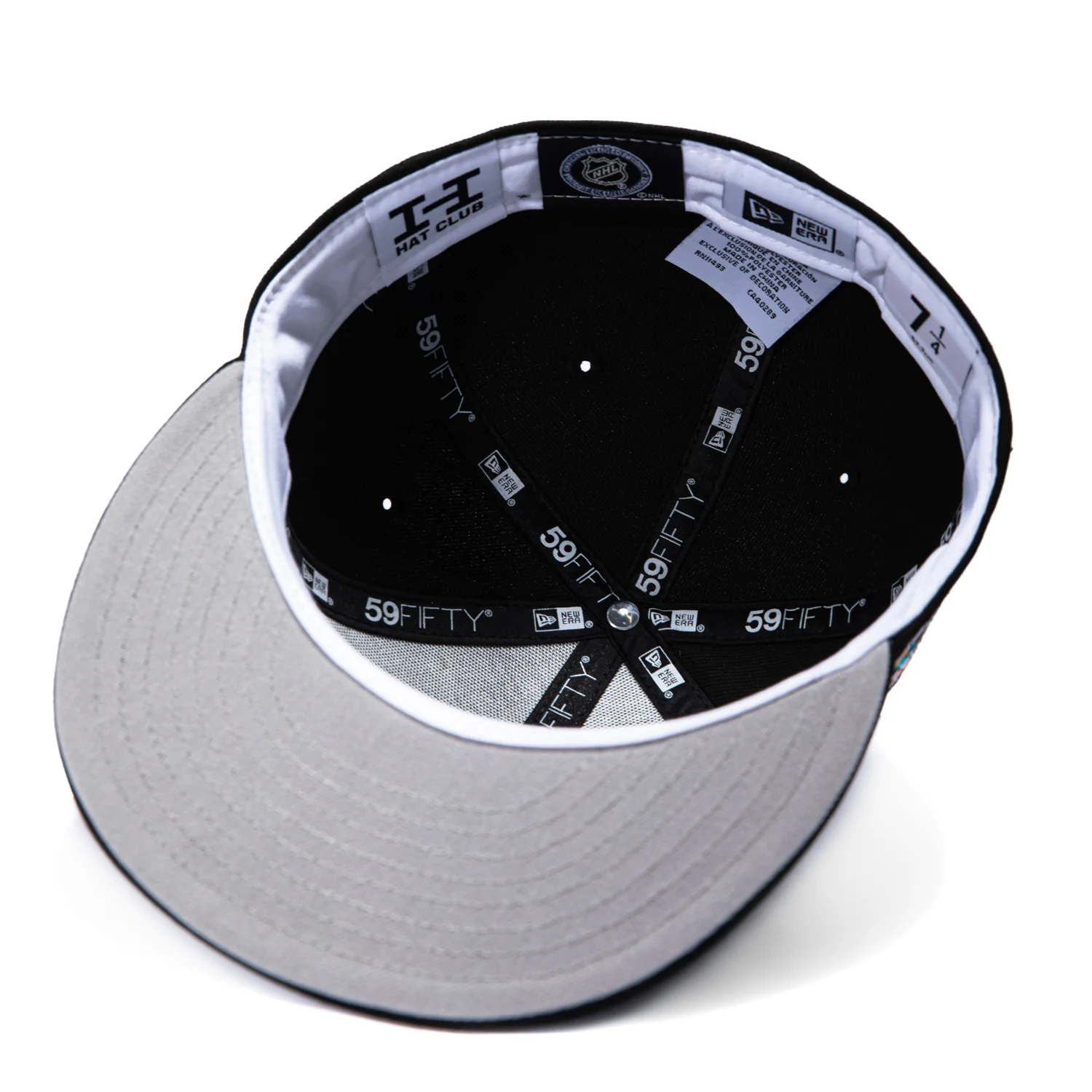 New Era 59Fifty Black Dome Chicago Blackhawks 2014 Stadium Series Patch Hat - Black - Image 2