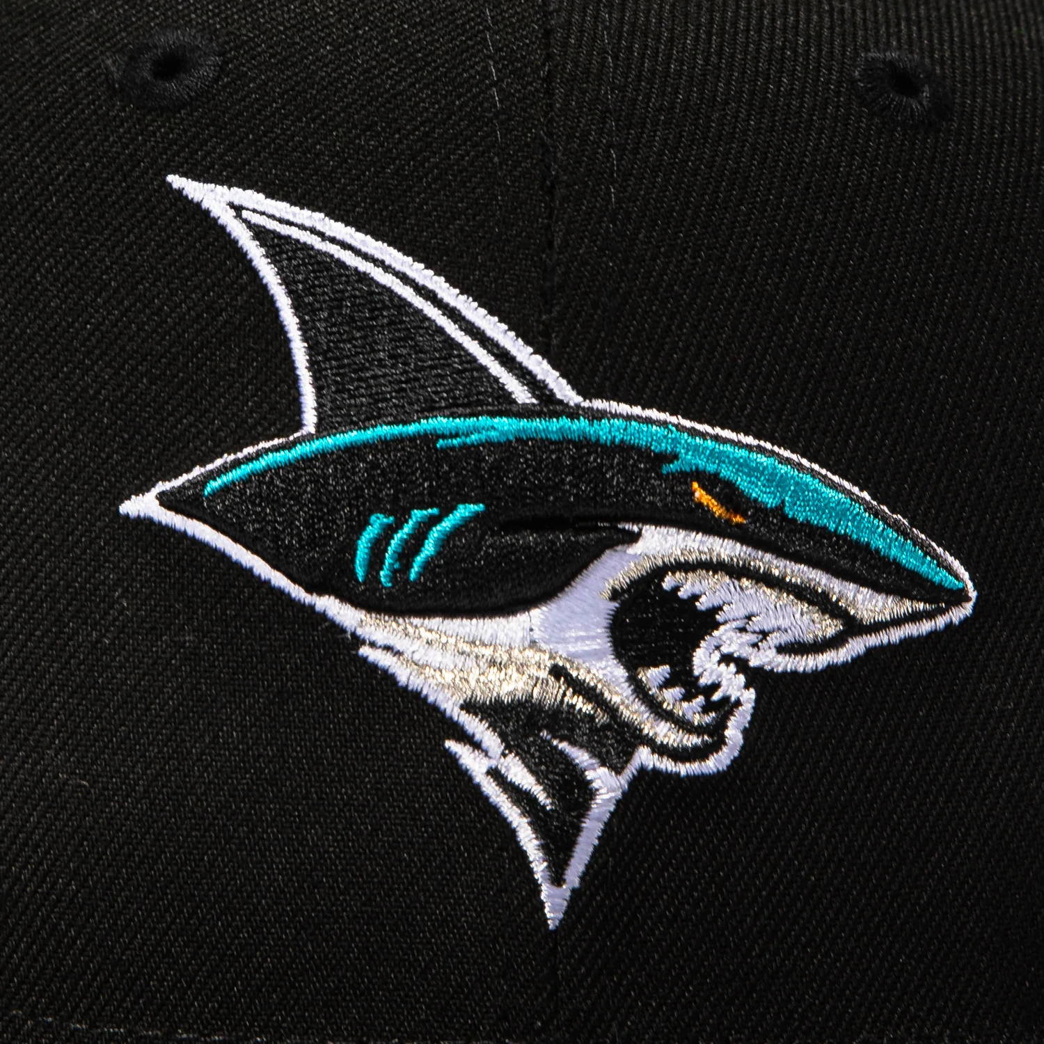 New Era 59Fifty Black Dome San Jose Sharks 20th Anniversary Patch Alternate Hat - Black - Image 4