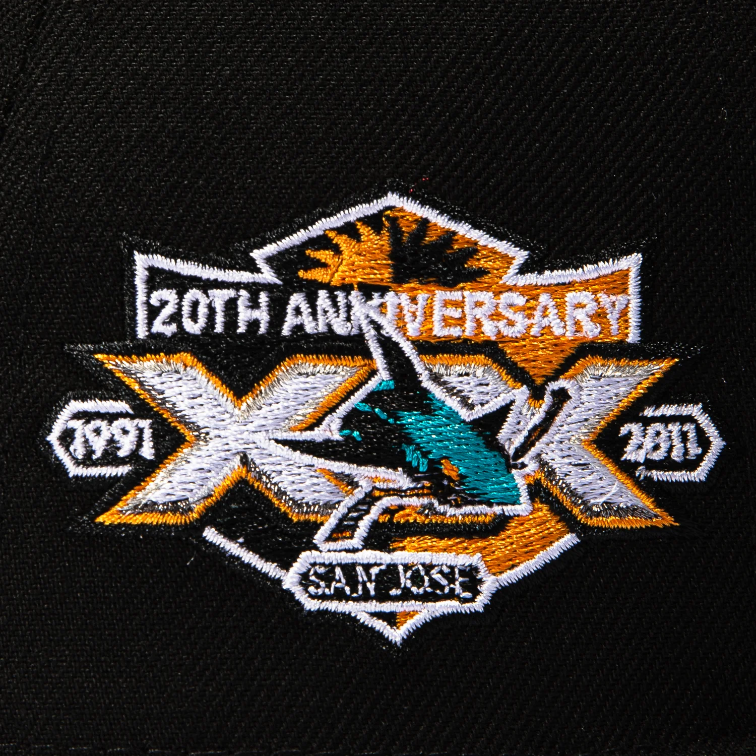 New Era 59Fifty Black Dome San Jose Sharks 20th Anniversary Patch Alternate Hat - Black - Image 5