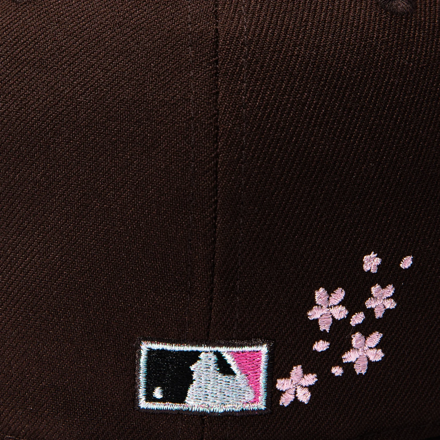 New Era 59Fifty Blossom Houston Astros 2005 World Series Patch Hat - Brown, Pink - Image 6