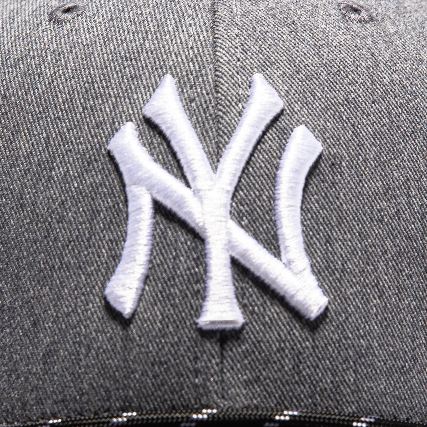 47 Brand Carbon Rope New York Yankees Trucker Snapback Hat - Grey, Black - Image 3