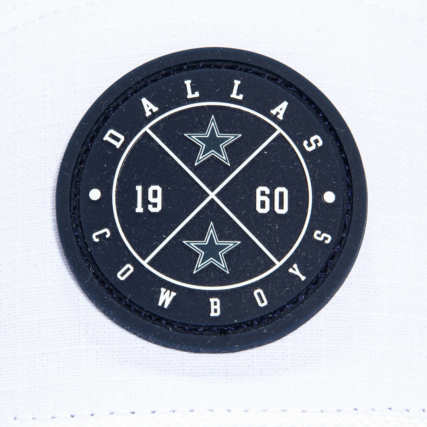 New Era 9Seventy Dallas Cowboys Patch Stretch Snapback Hat - White - Image 3
