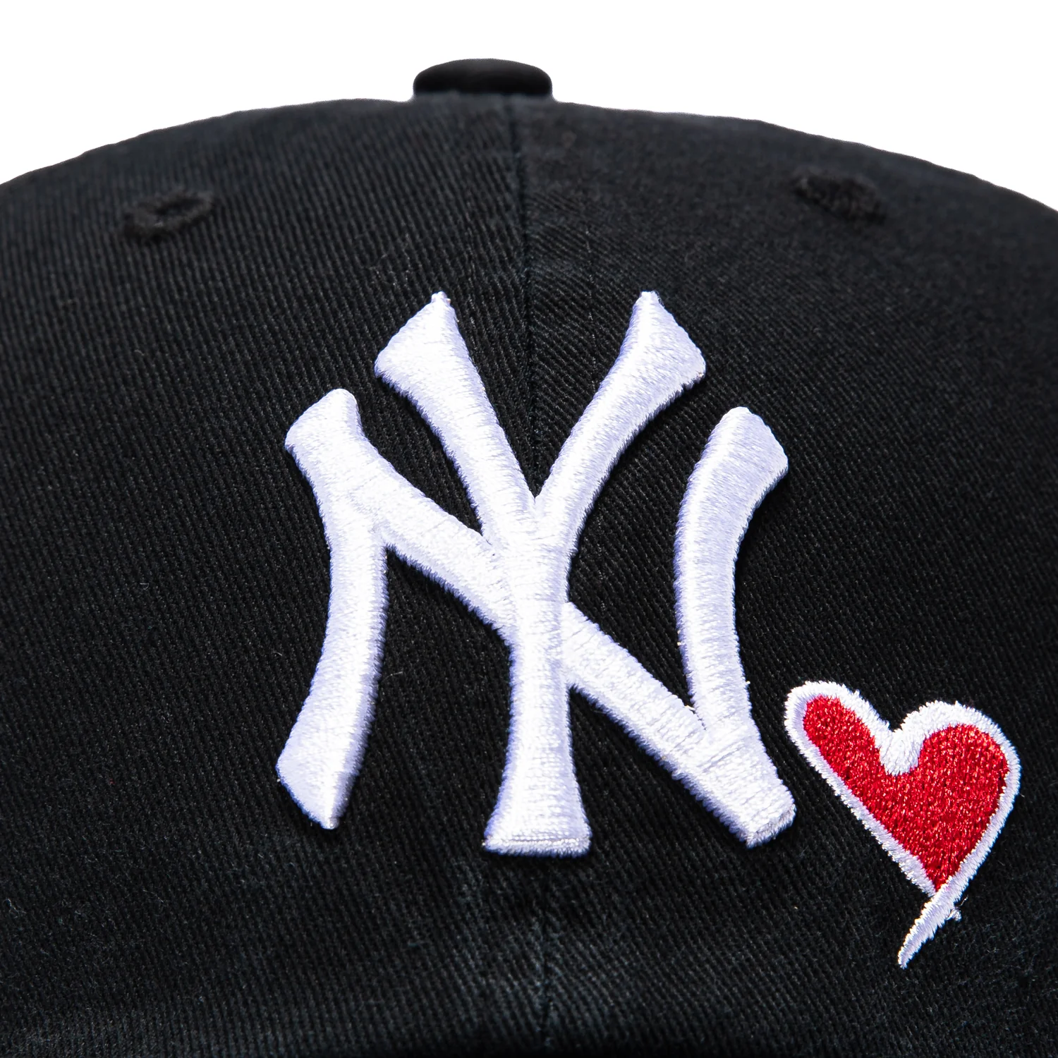 47 Brand New York Yankees Icon Heart Cleanup Adjustable Hat - Black - Image 3