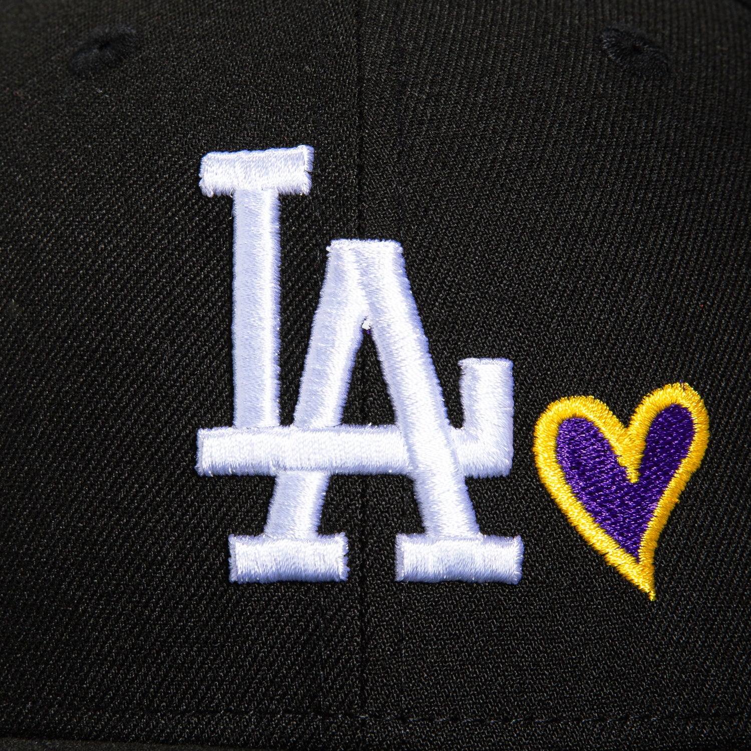 New Era 59Fifty Los Angeles Dodgers Heart Hat - Black, Purple, Gold - Image 4