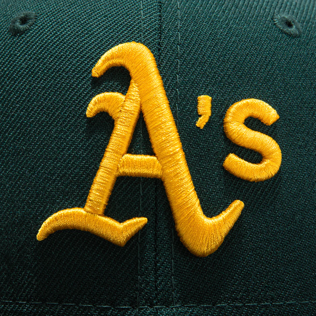 New Era 59Fifty Retro On-Field Oakland Athletics 1995 Road Hat - Dark Green, Gold - Image 4