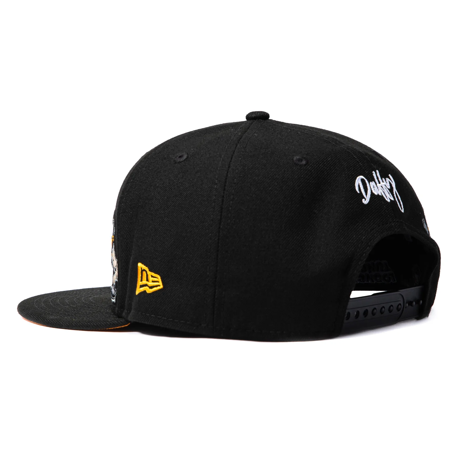 New Era 9Fifty Looney Tunes Arizona Diamondbacks Daffy Patch Snapback Hat - Black - Image 3