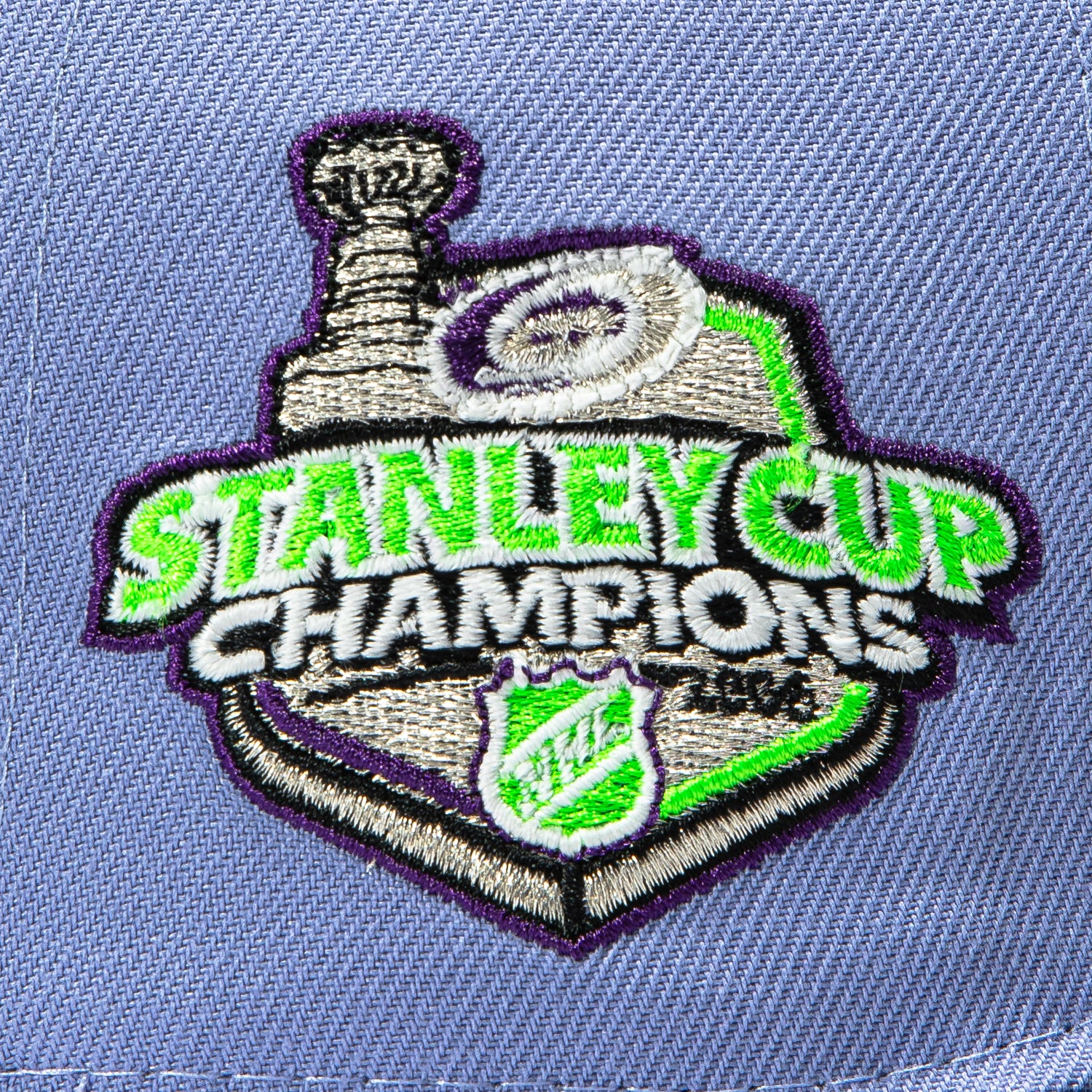 New Era 59Fifty Carolina Hurricanes 2006 Stanley Cup Champions Patch Take Warning Hat - Lavender, Black - Image 5