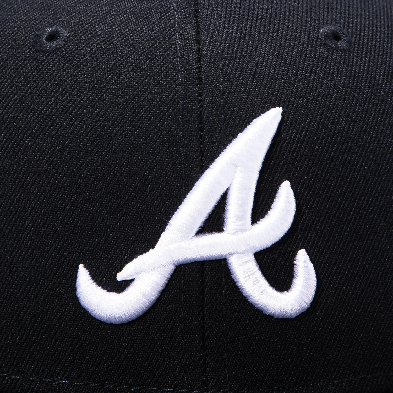New Era 59Fifty Atlanta Braves 42 Jackie Robinson Patch Hat - Navy - Image 4