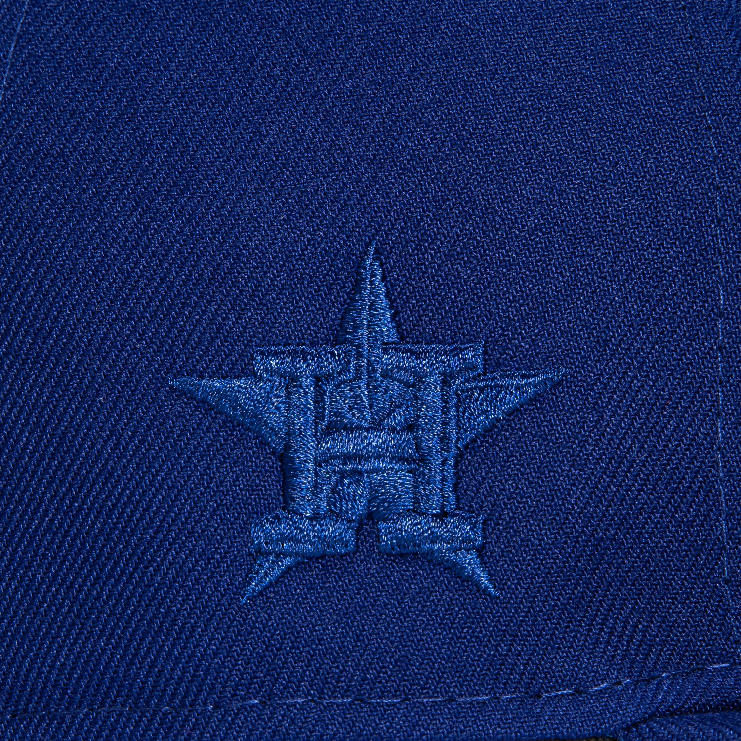 New Era 59Fifty Houston Astros Logo Patch Brick Neon Blue Undervisor Hat - Royal - Image 5