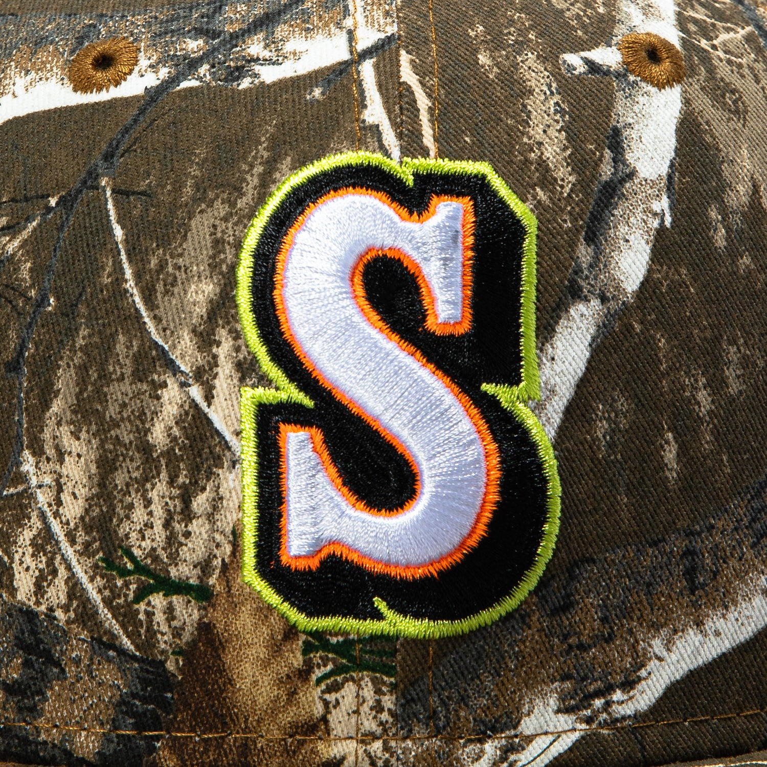 New Era 59Fifty Neon Realtree Seattle Mariners 40th Anniversary Patch 1987 Hat - Realtree - Image 4